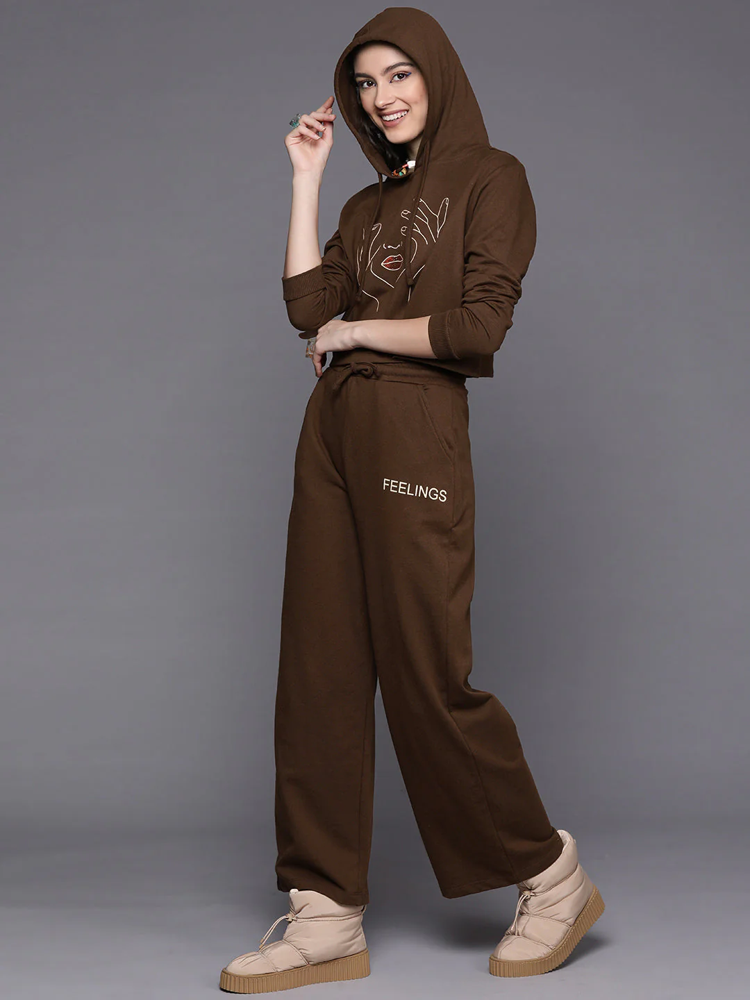 Women Brown Line Art Crop Hoodie With Track Pants - Image 4