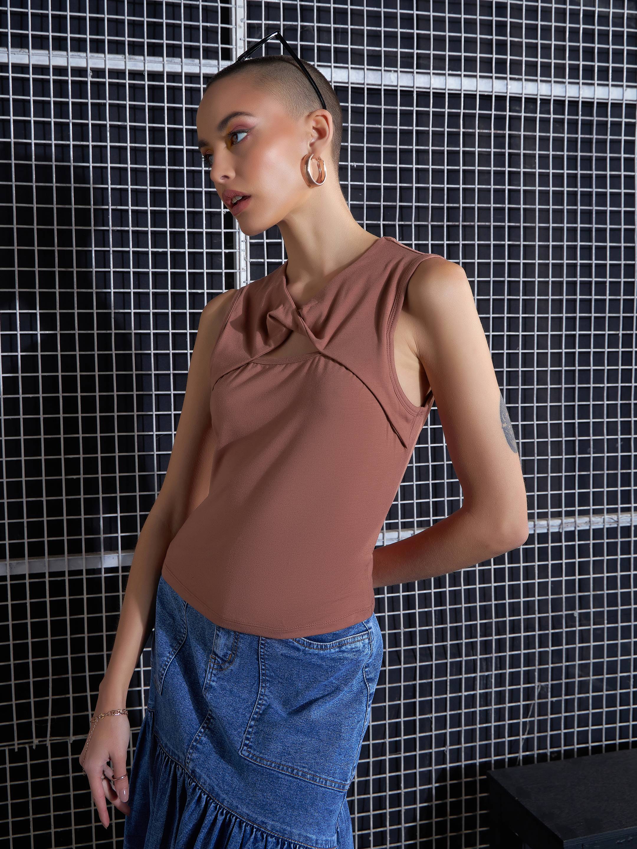 Women Brown Neck Twisted Top - Image 3