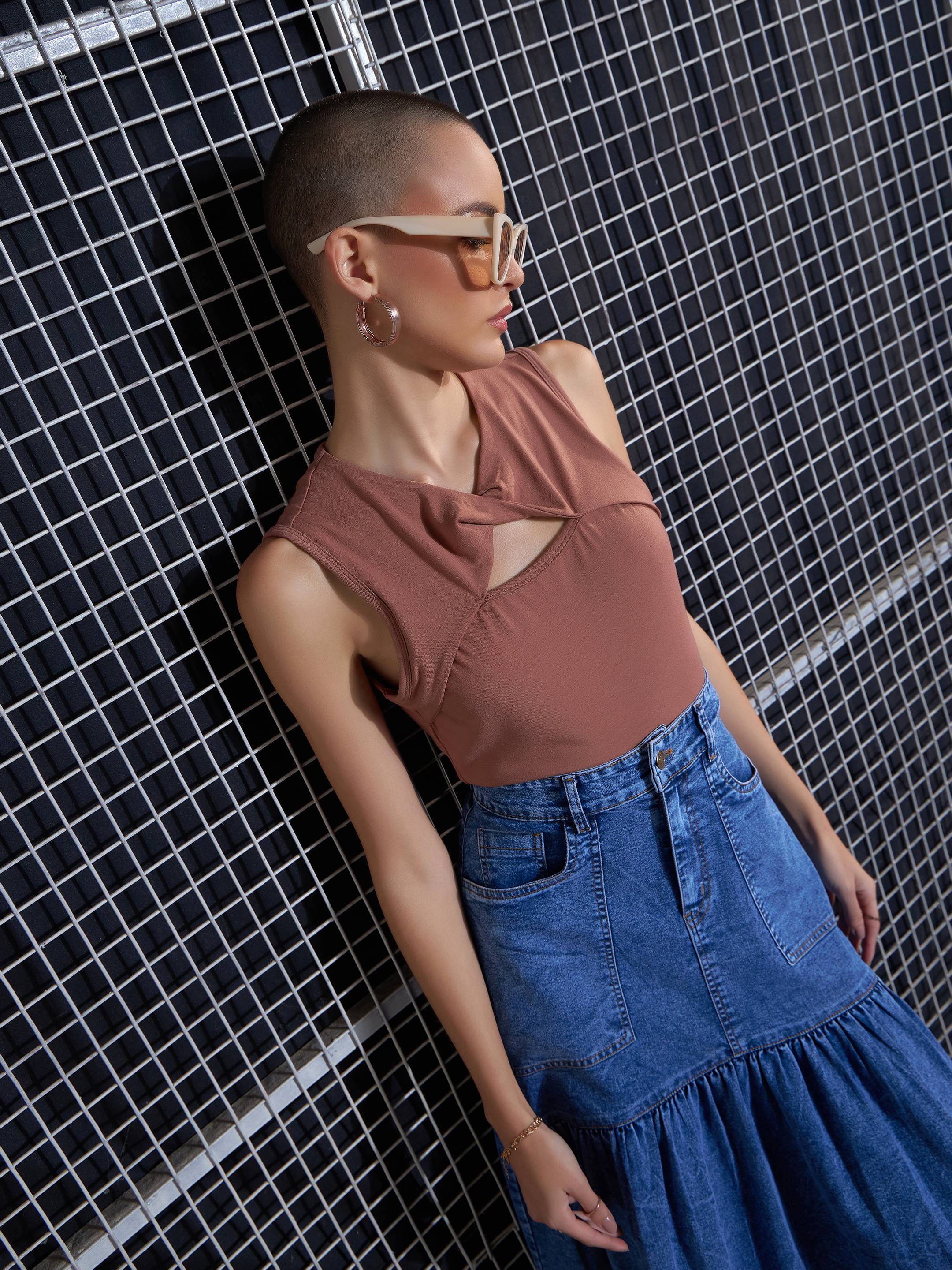 Women Brown Neck Twisted Top - Image 6