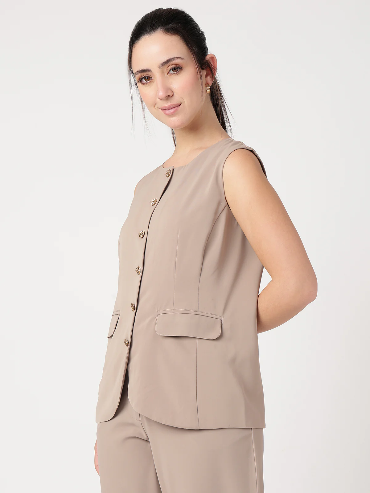 Women Brown Solid Waistcoat - Image 3