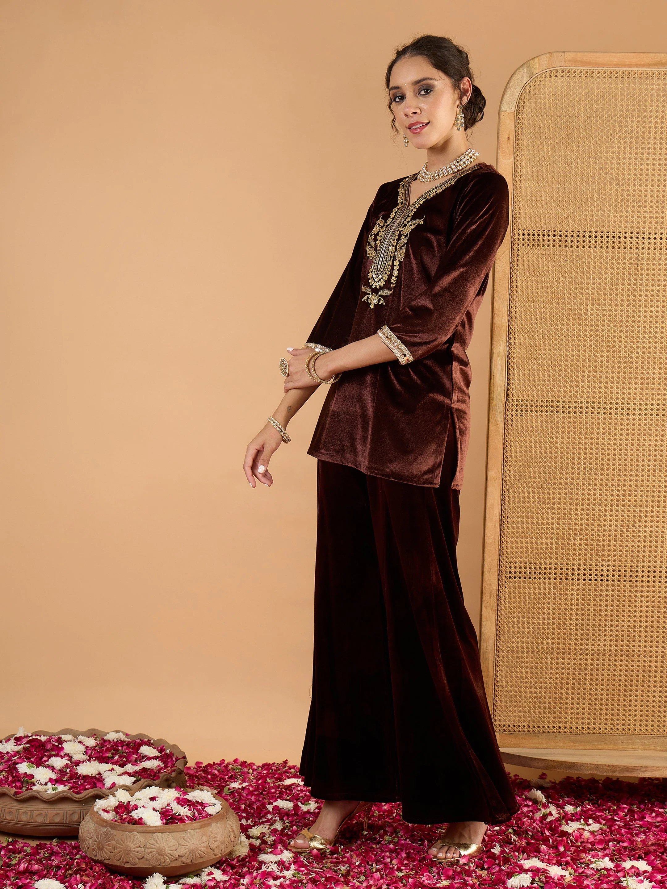 Women Brown Velvet Embroidered Short Kurta With Palazzo - Image 3