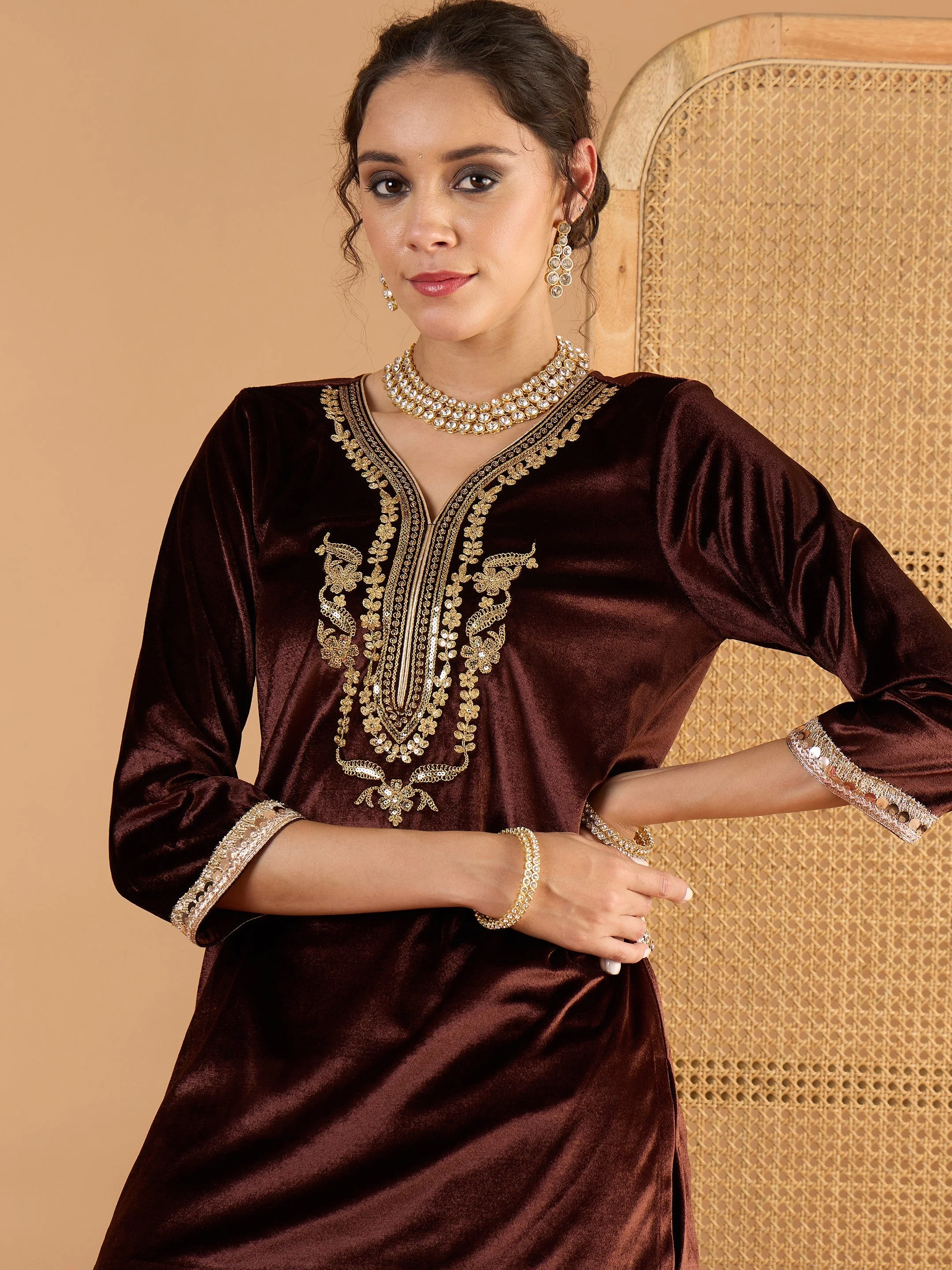 Women Brown Velvet Embroidered Short Kurta With Palazzo - Image 4