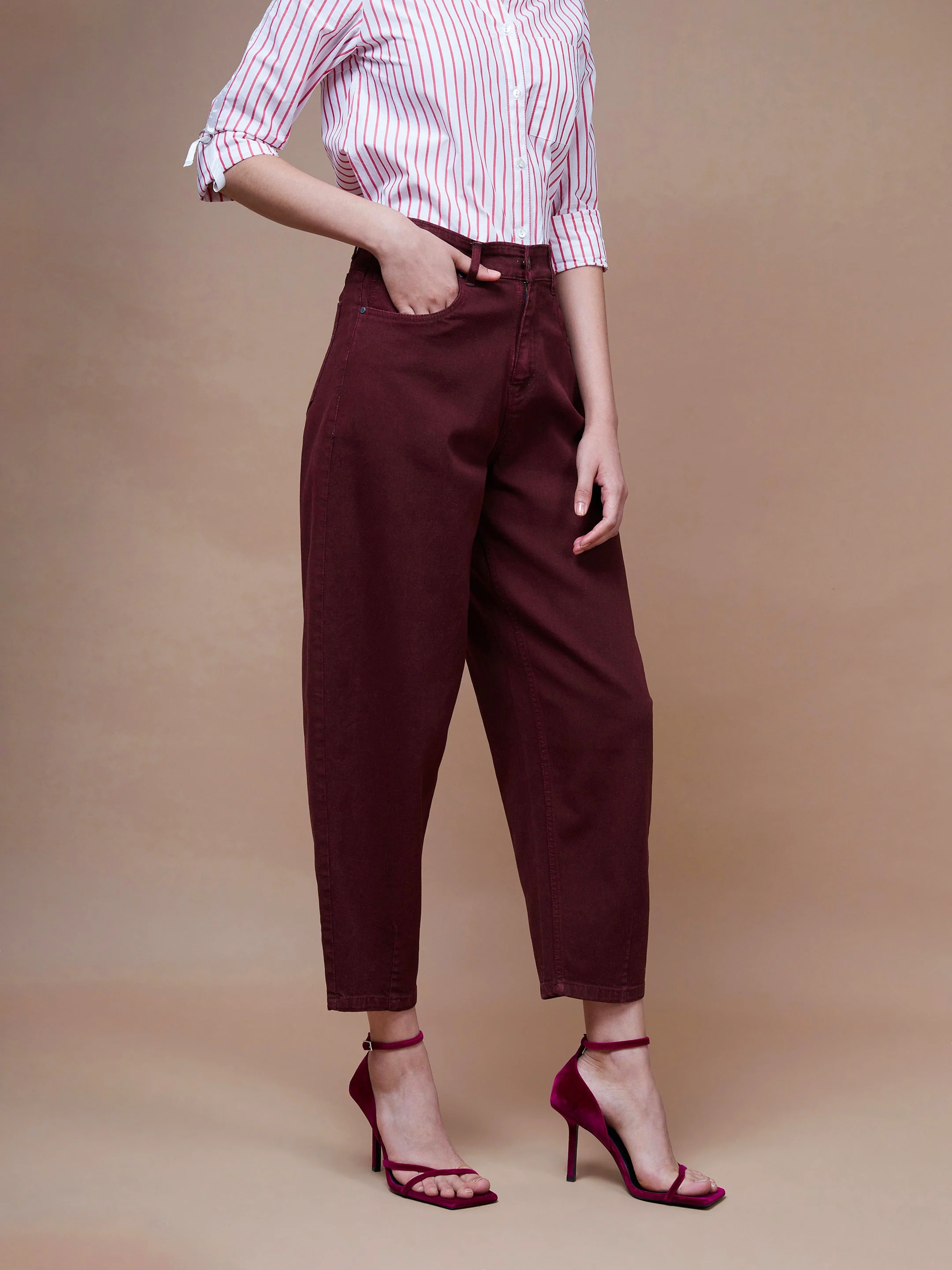 Women Burgundy Balloon Fit Jeans - Image 3