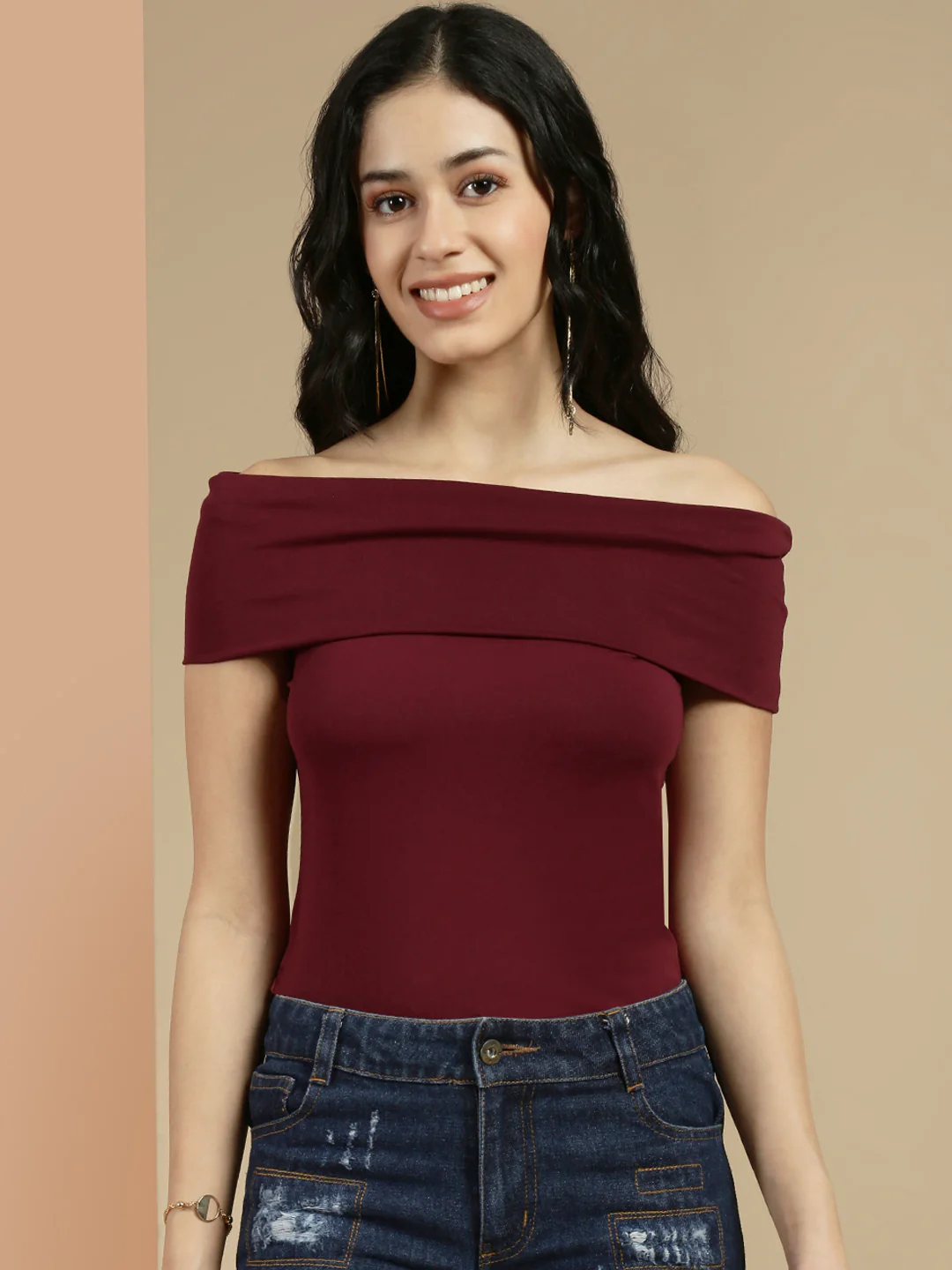 Women Burgundy Sleeveless Top - Image 2