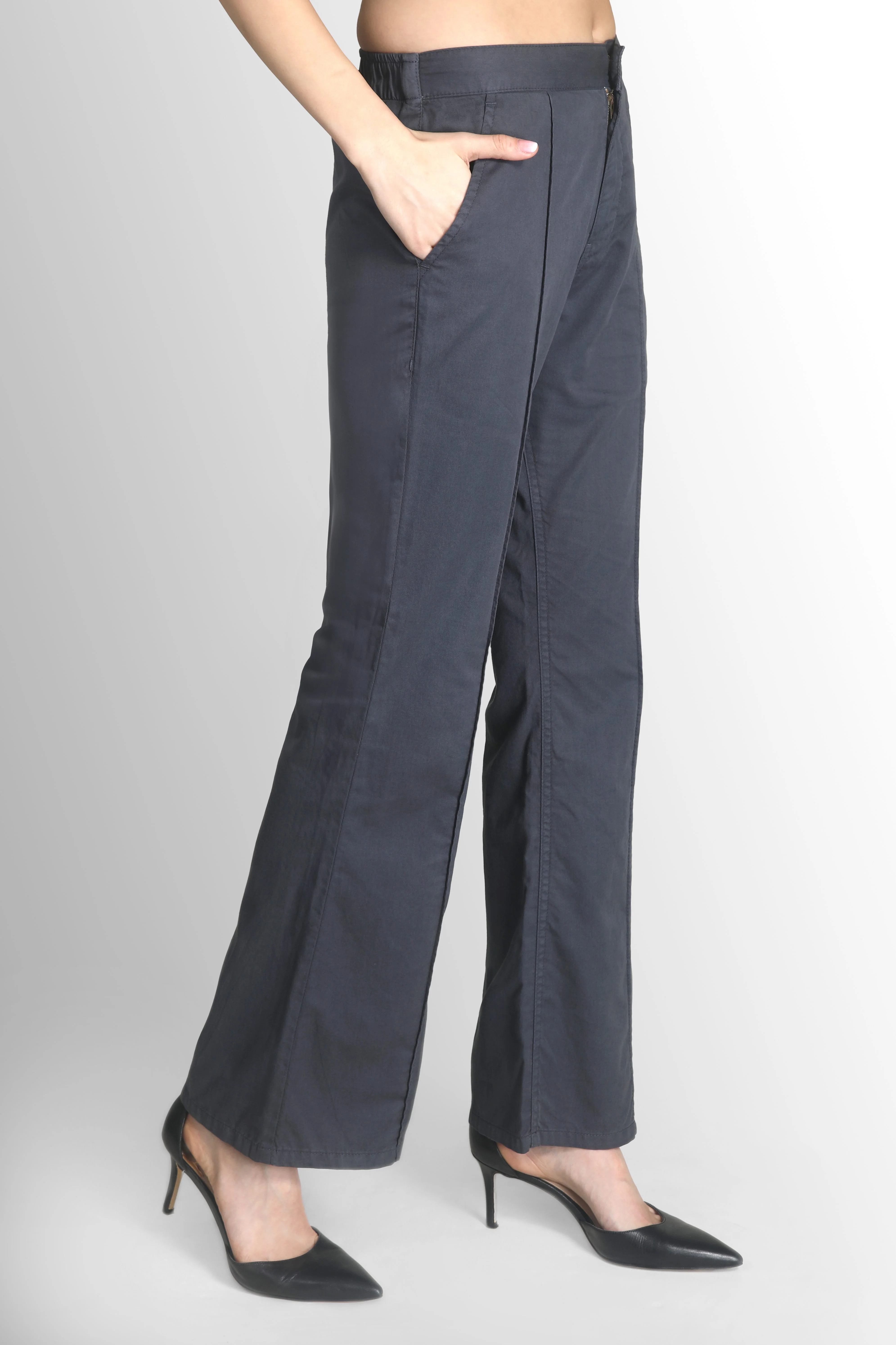 Women Classic Loose Fit High-Rise Trousers - Image 3