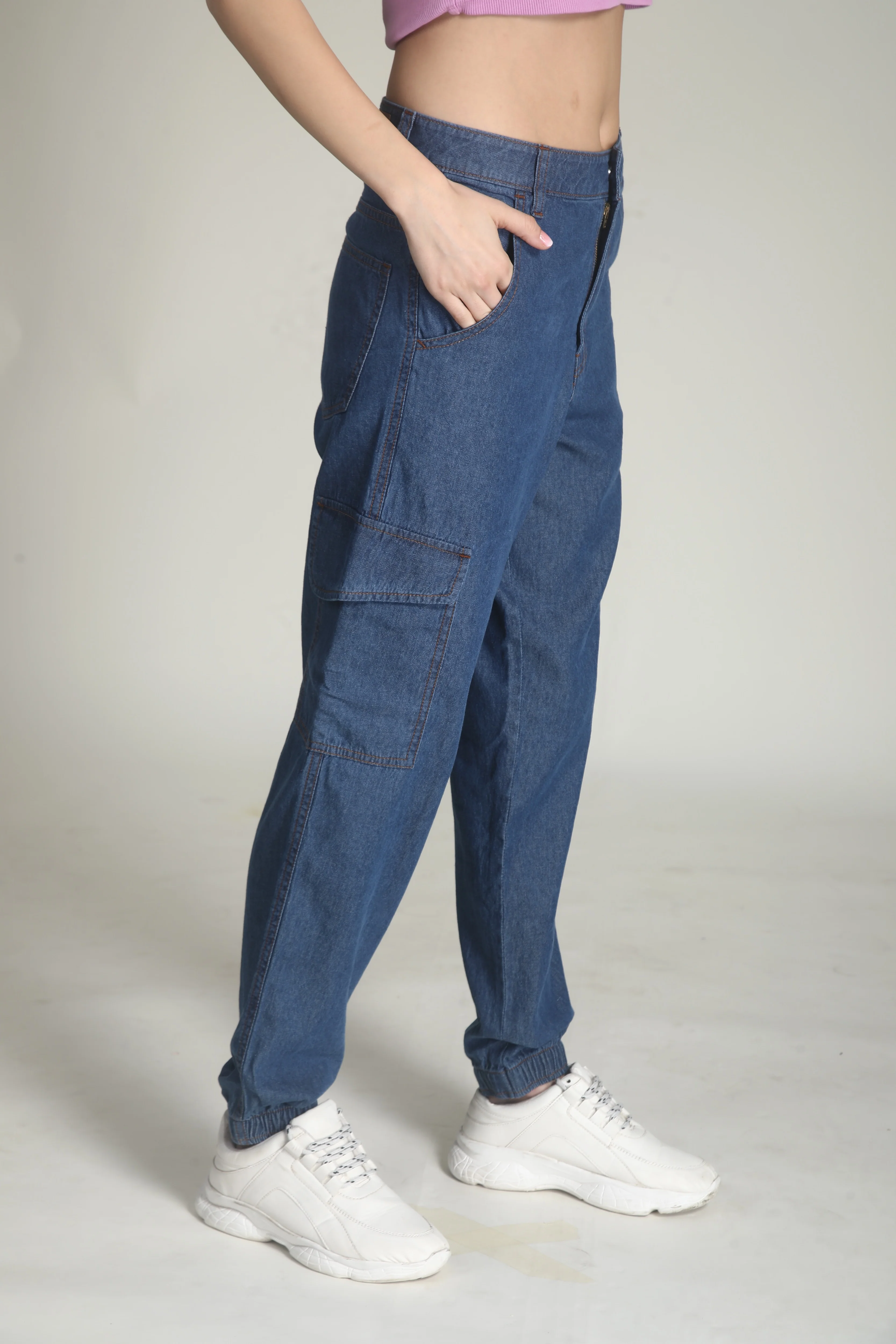 Women Classic Low Distress Jeans - Image 3