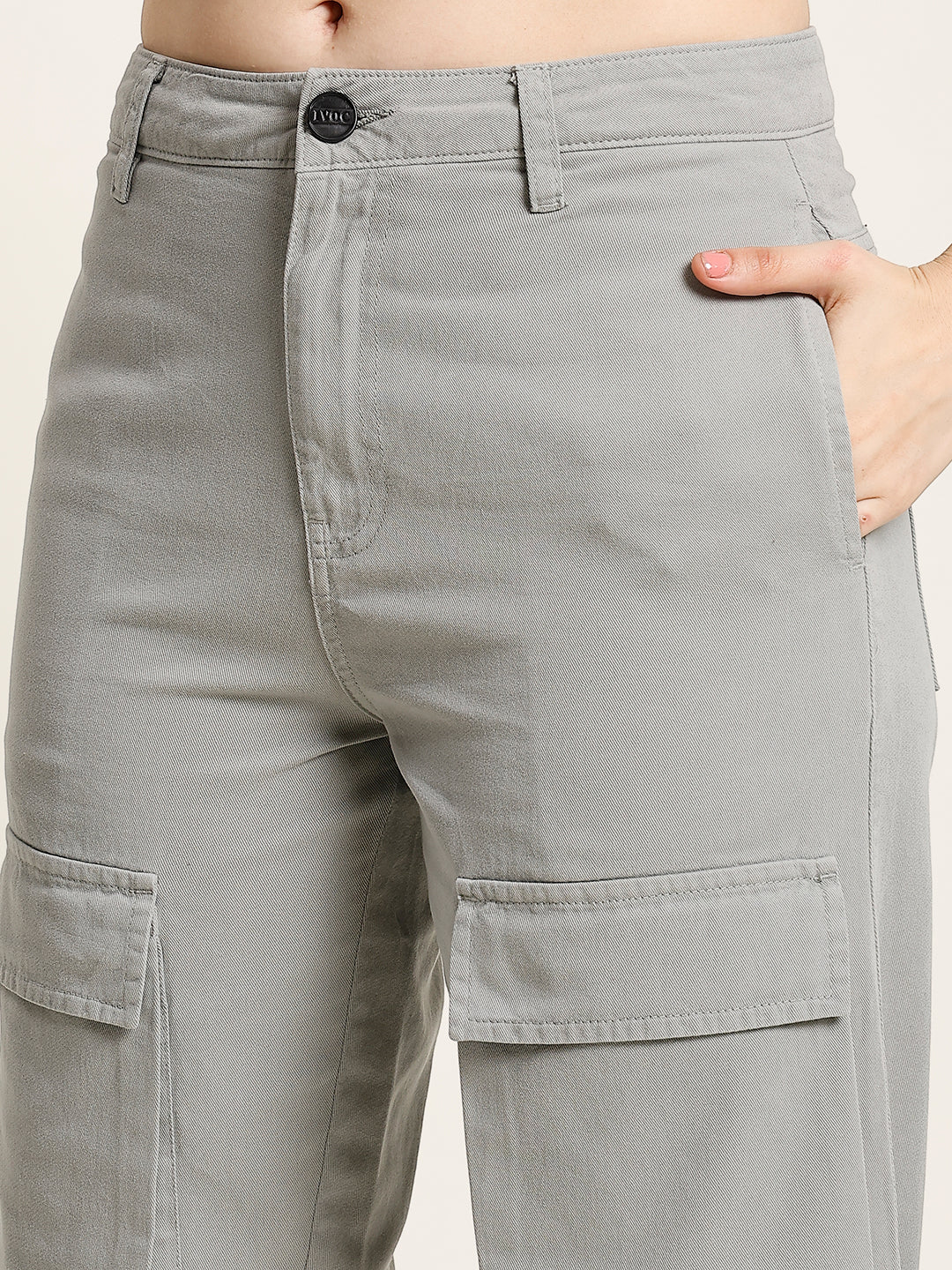 Women Classic Solid Cargos Trousers - Image 3