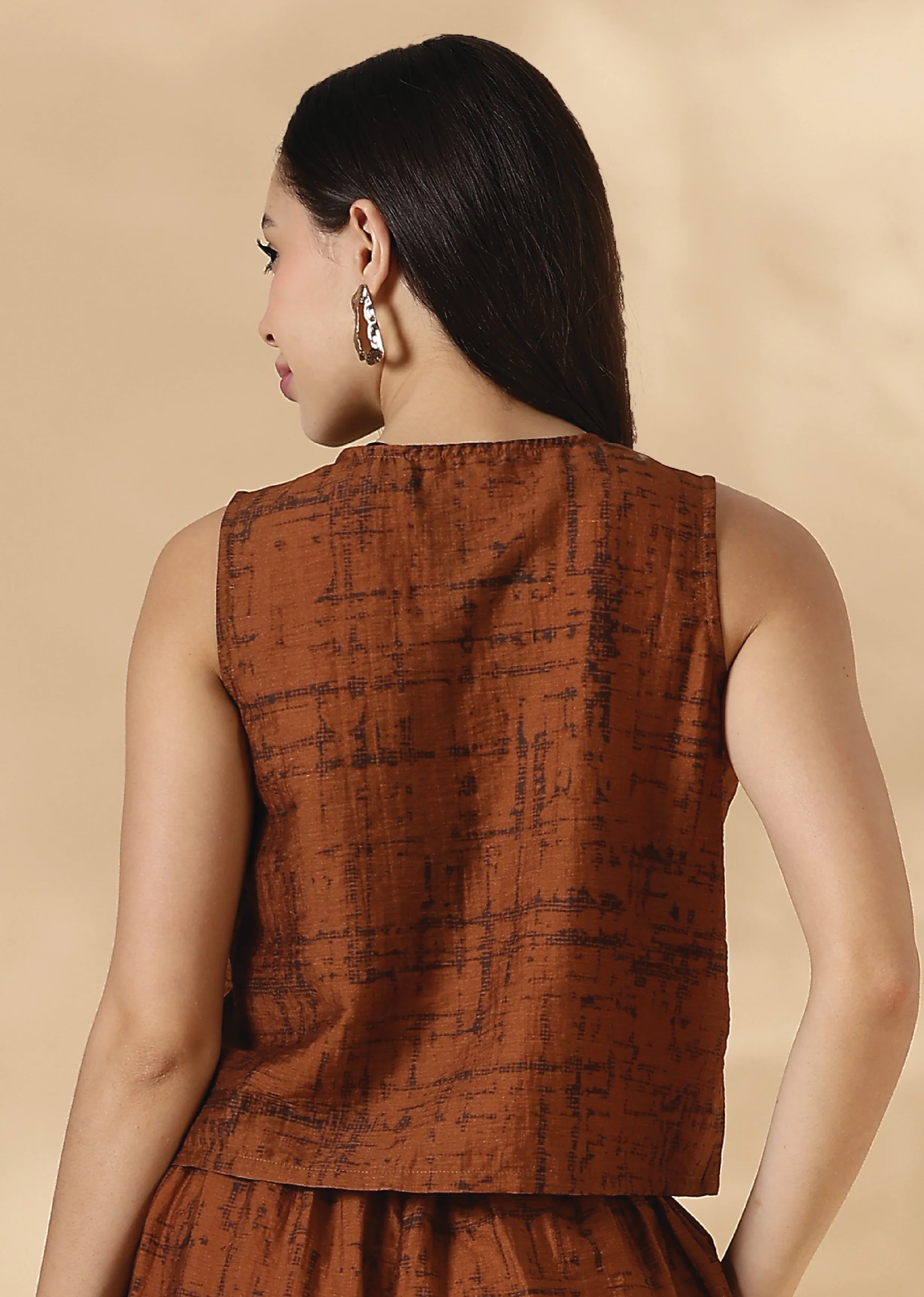 Women Copper Sleeveless Top With Front Tie-Ups - Image 2