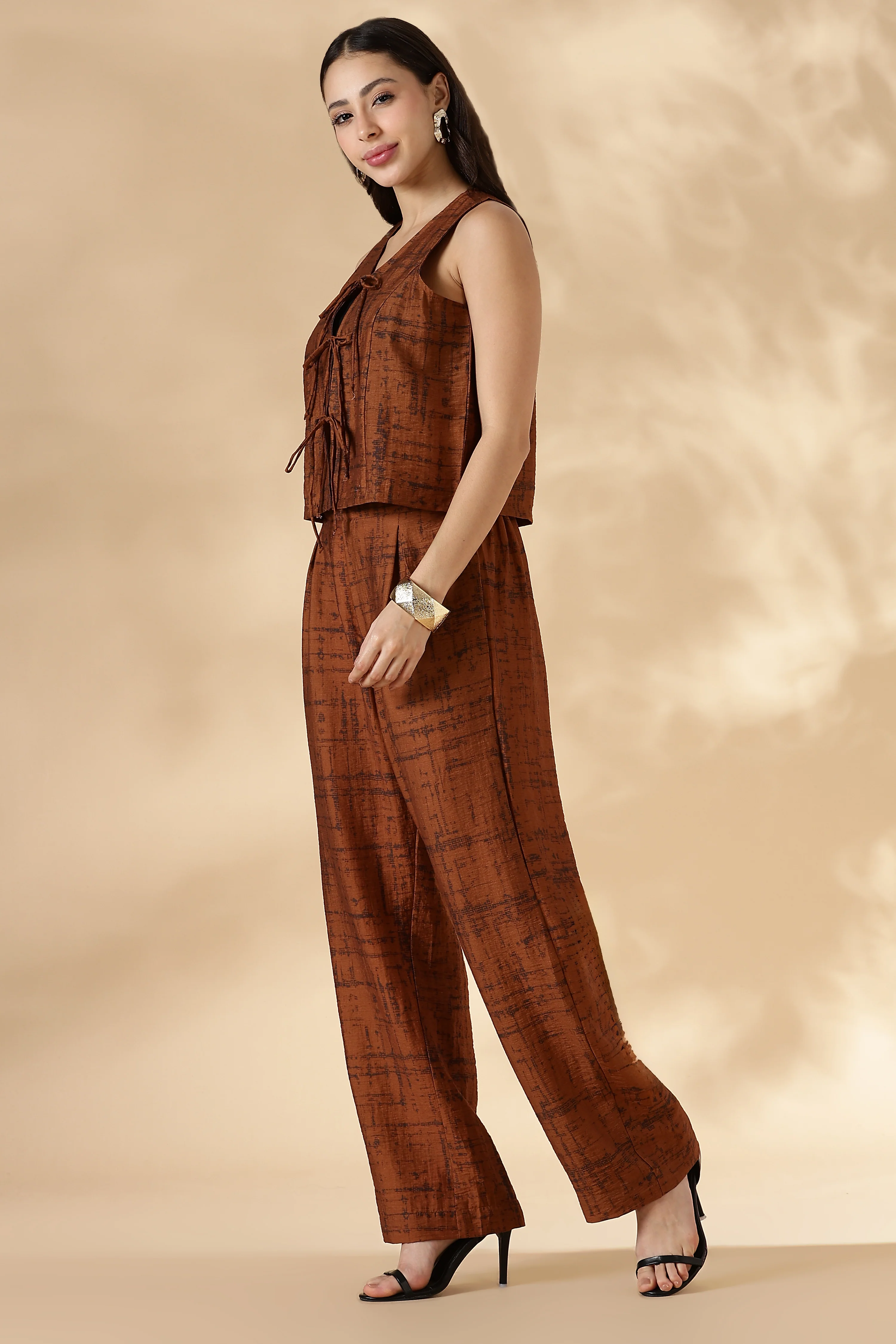 Women Copper Sleeveless Top With Front Tie-Ups - Image 5