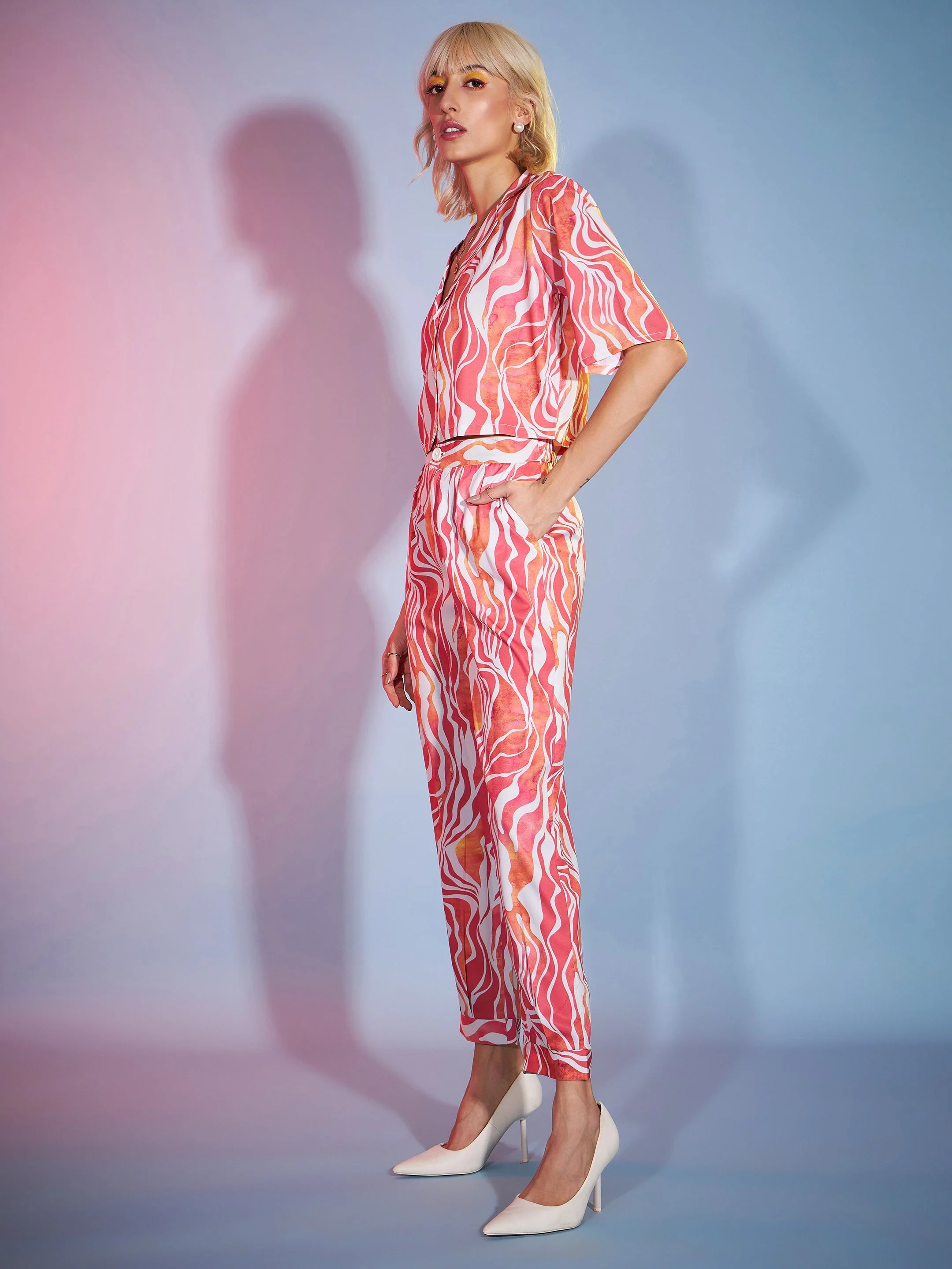 Women Coral Watercolor Crop Blazer With Tapered Pants - Image 3