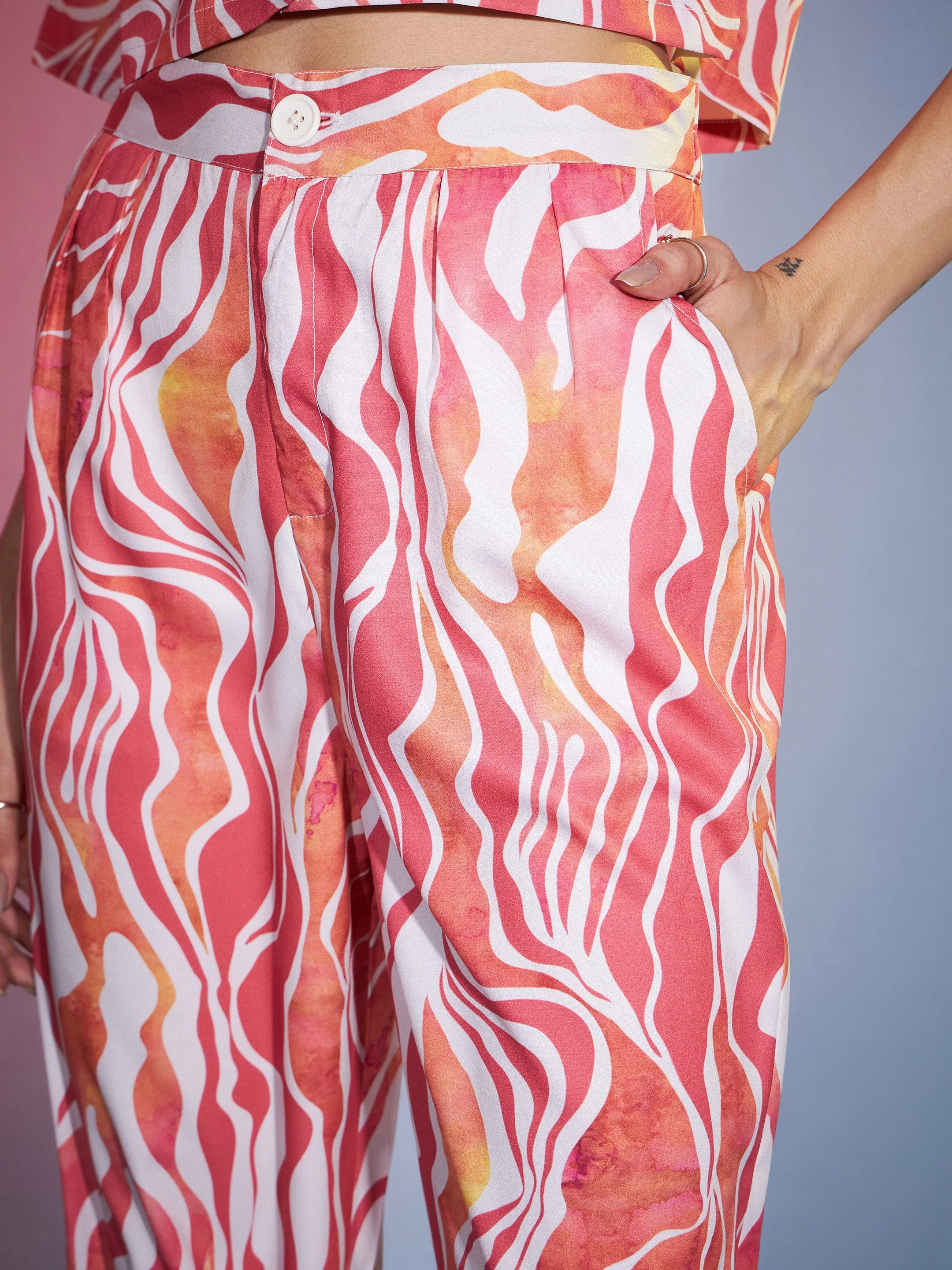 Women Coral Watercolor Crop Blazer With Tapered Pants - Image 5