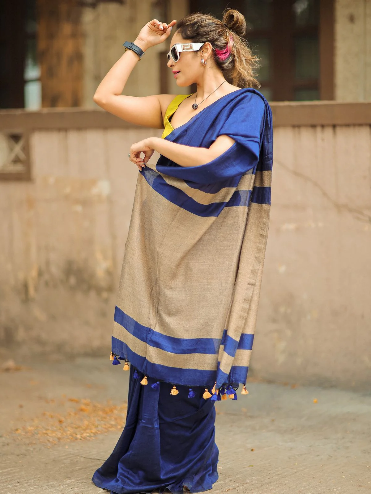 Women Cotton Checks Pallu Saree - Image 7