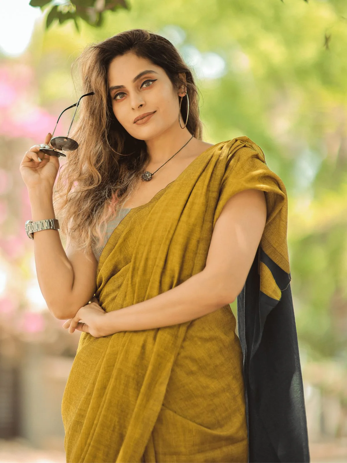 Women Cotton Checks Pallu Saree - Image 2