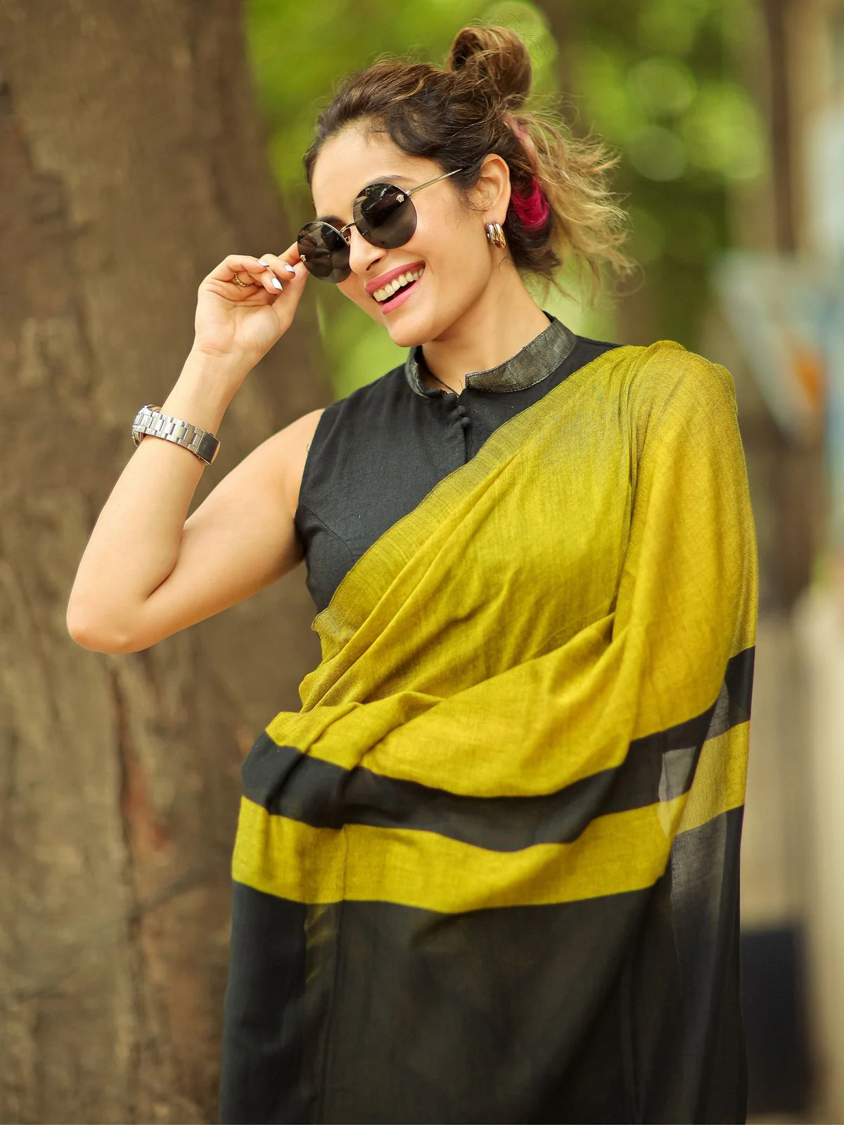 Women Cotton Checks Pallu Saree - Image 3