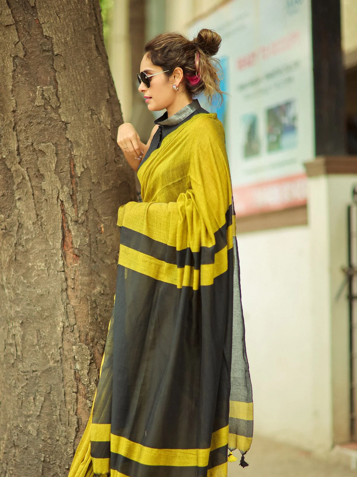 Women Cotton Checks Pallu Saree - Image 7