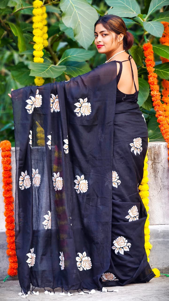 Women Cotton Floral Design Saree - Image 4