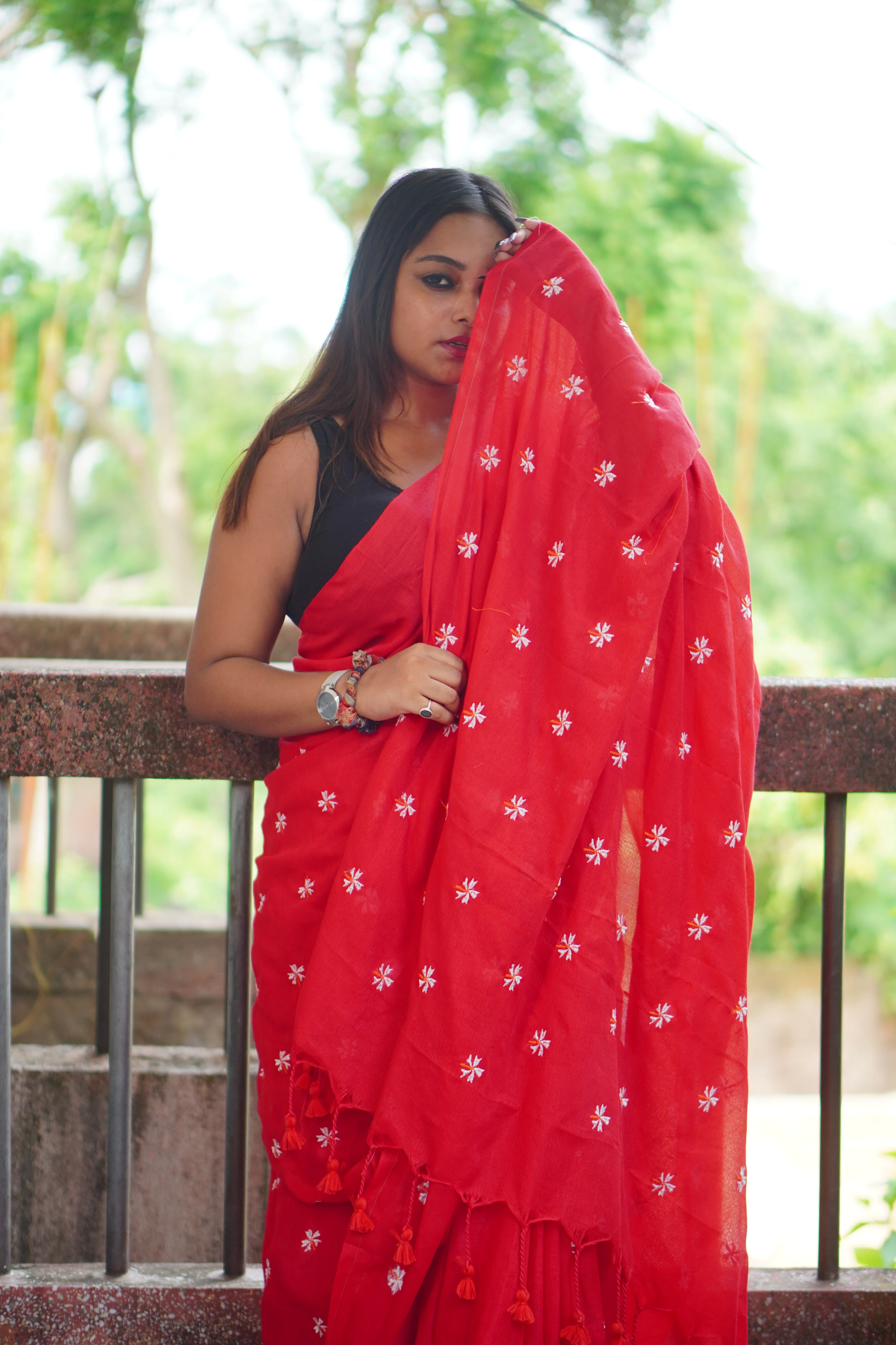 Women Cotton Floral Design Saree - Image 3