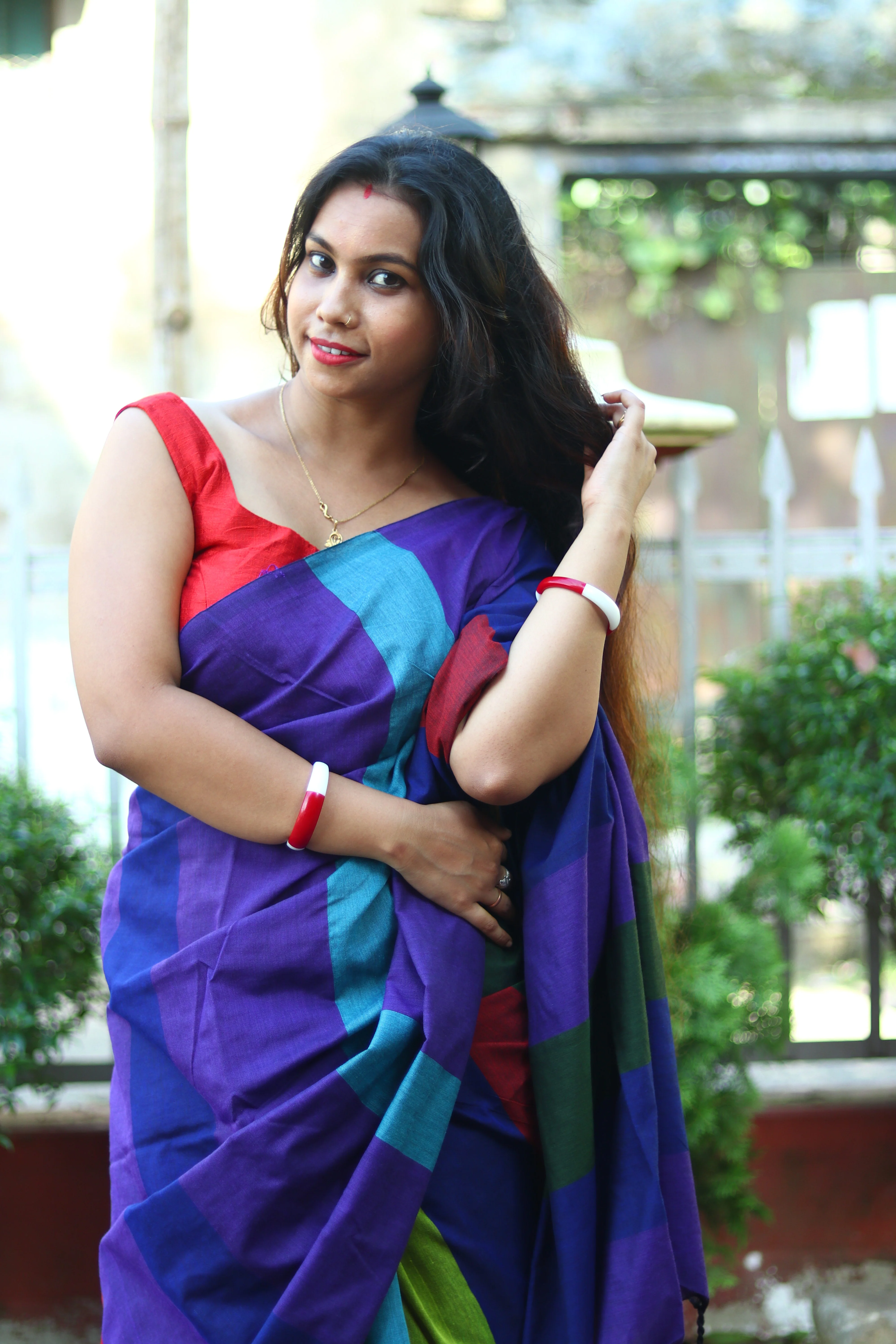 Women Cotton Multi Color Cotton Saree - Image 2
