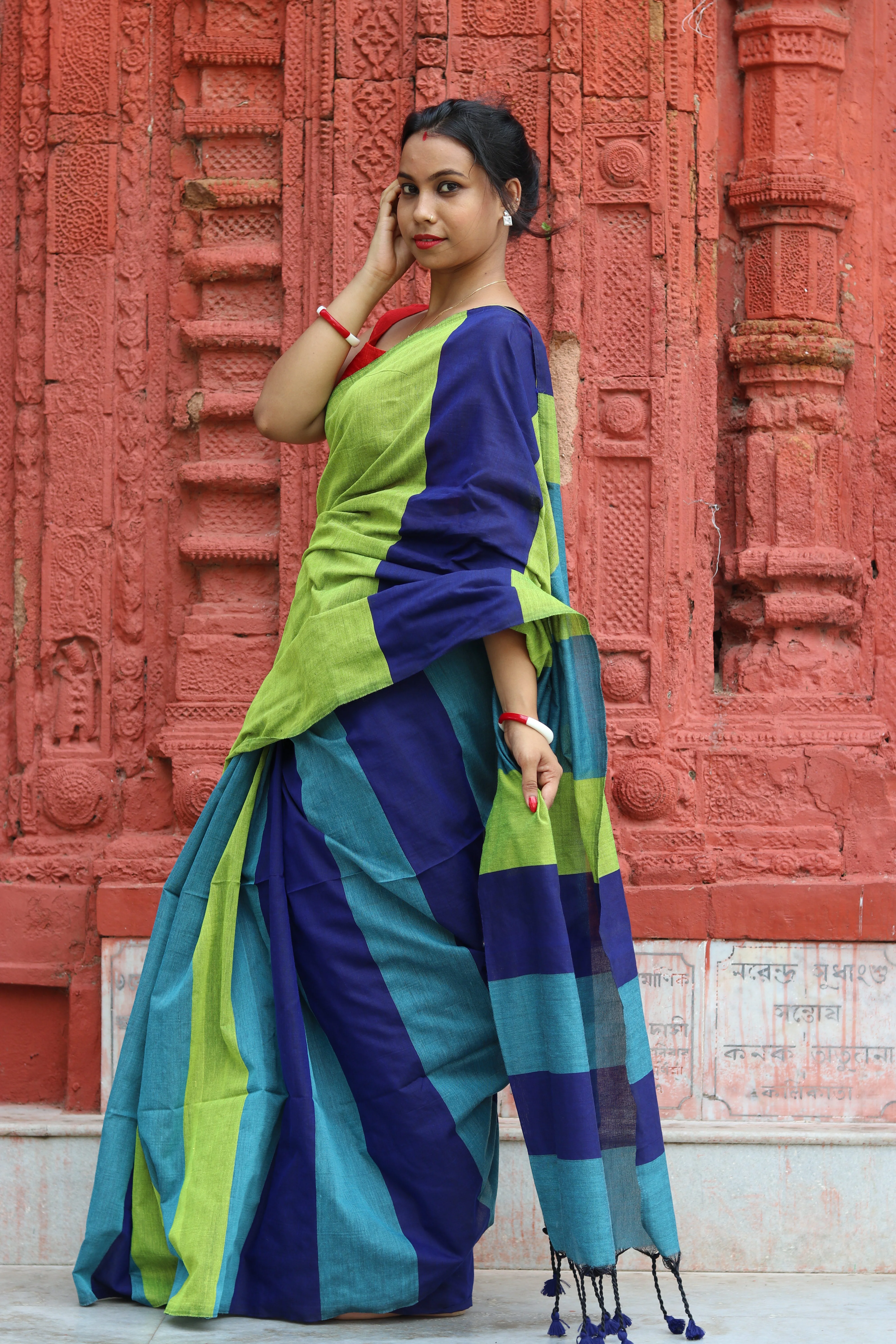 Women Cotton Multi Color Cotton Saree - Image 4
