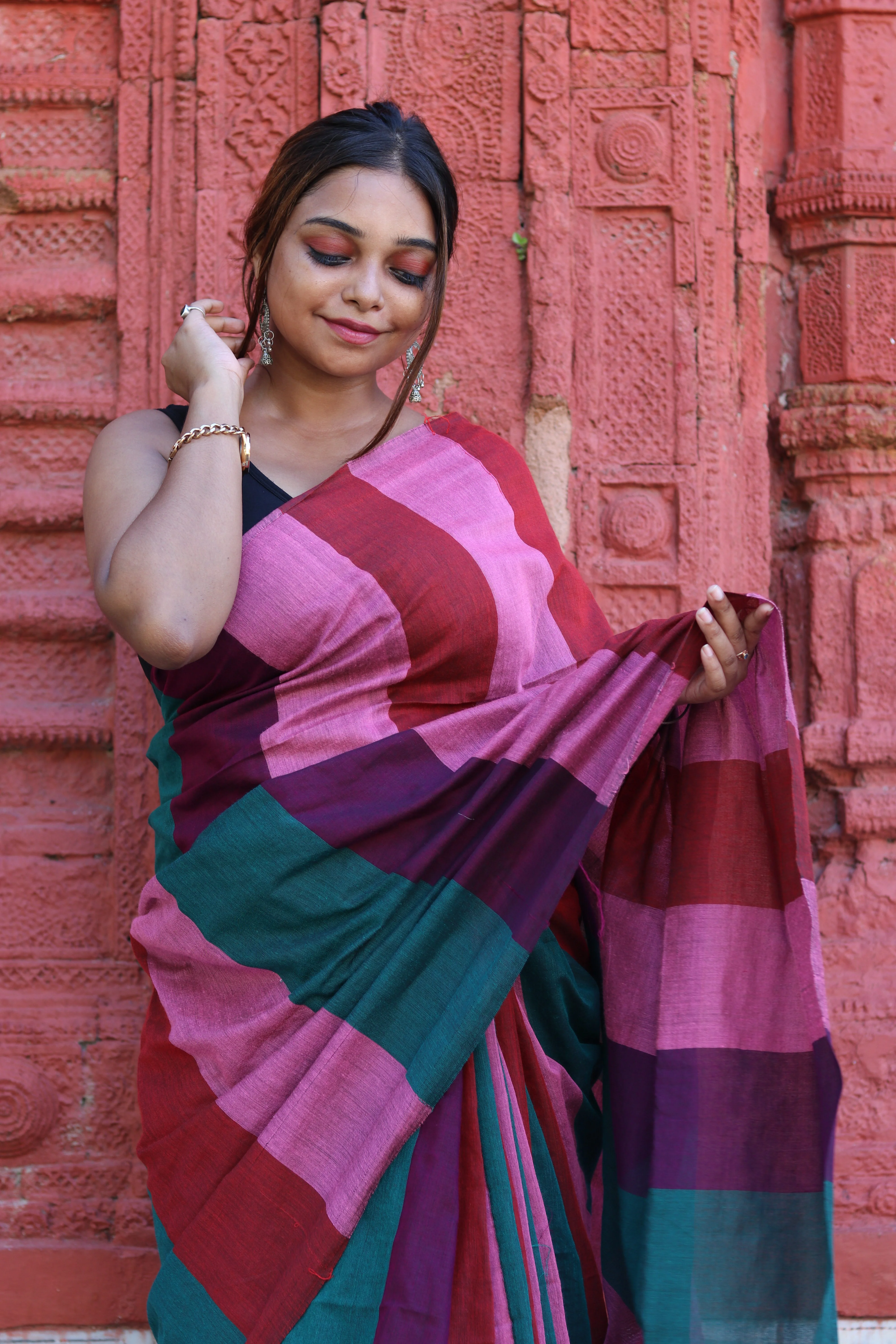 Women Cotton Multi Color Cotton Saree - Image 4