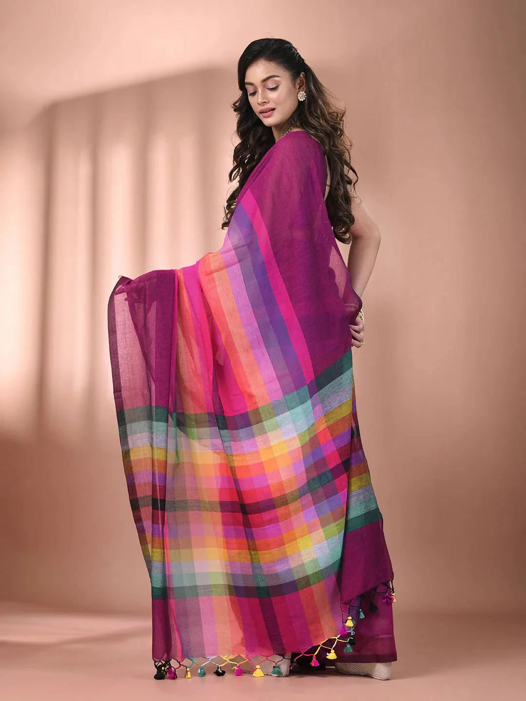 Women Cotton Rainbow Checks Saree - Image 5