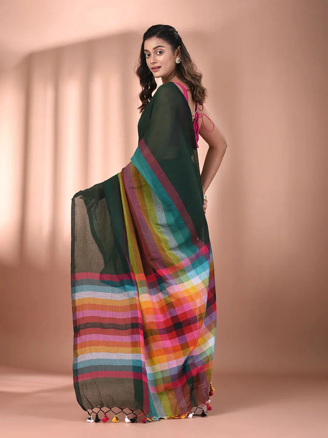 Women Cotton Rainbow Checks Saree - Image 4