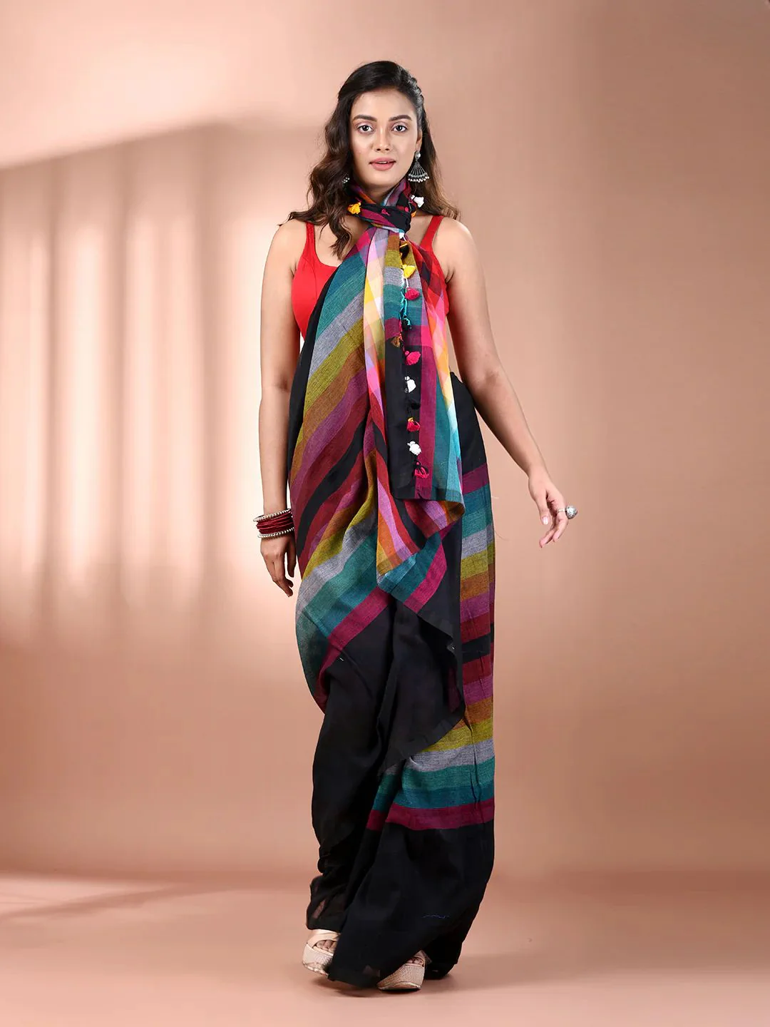 Women Cotton Rainbow Checks Saree - Image 3