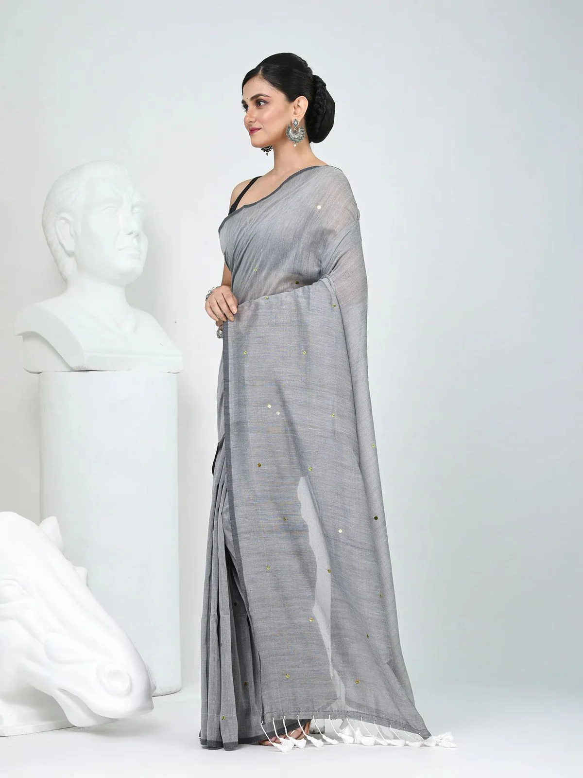 Women Cotton Sequence Saree - Image 3