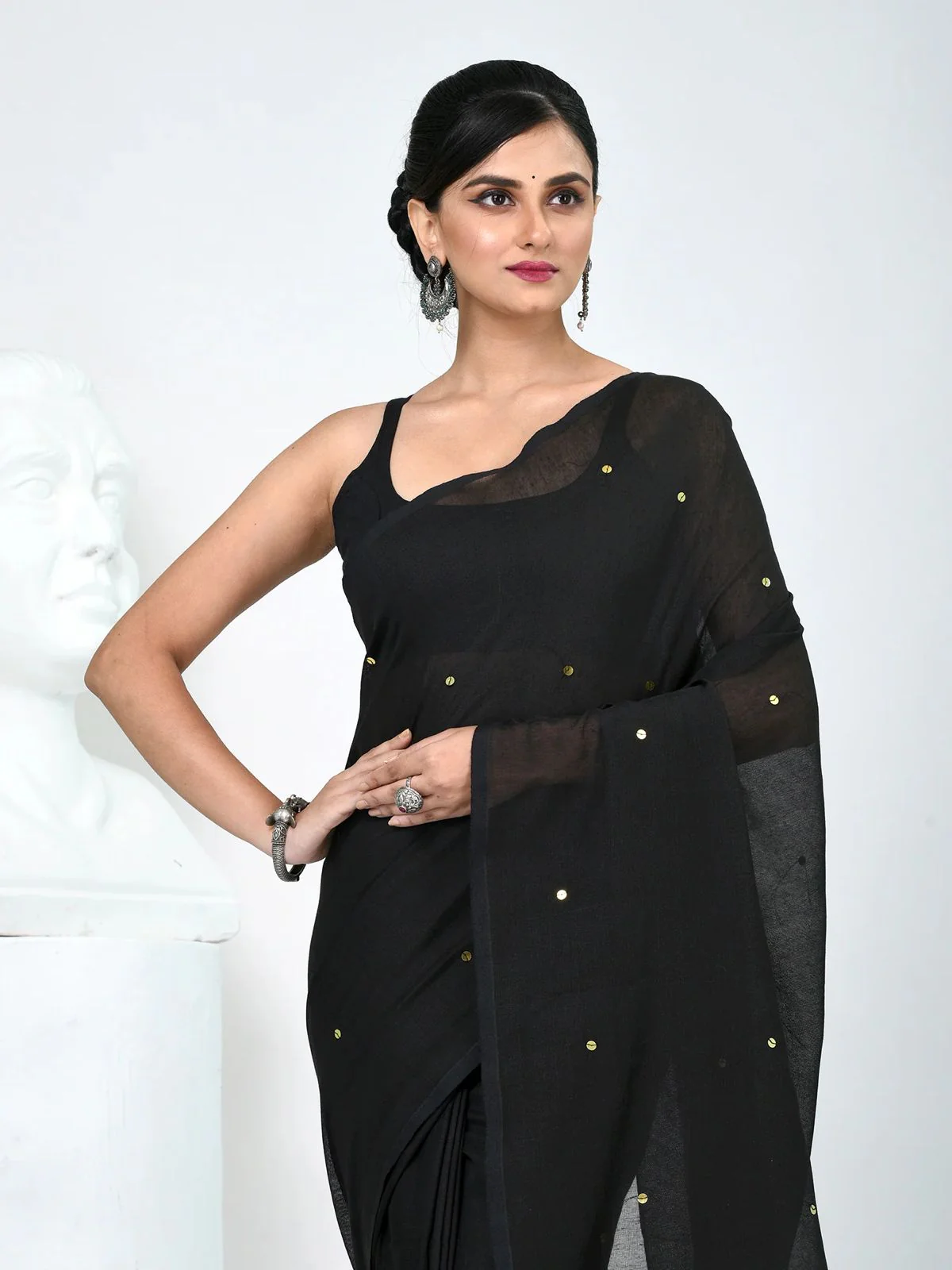 Women Cotton Sequence Saree - Image 2