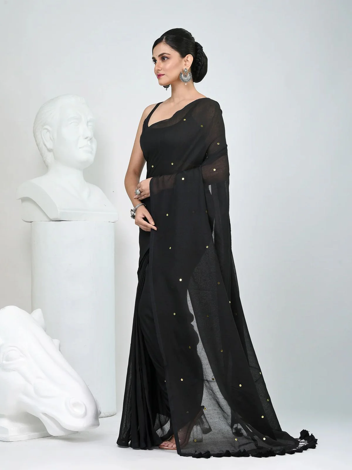 Women Cotton Sequence Saree - Image 3