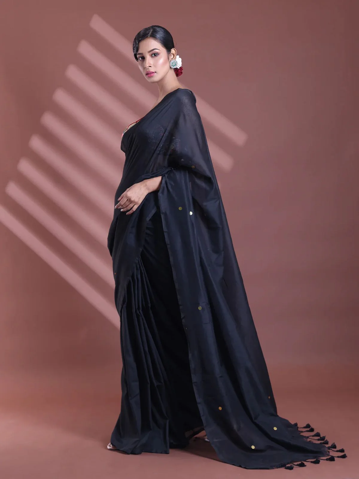 Women Cotton Sequence Saree - Image 3