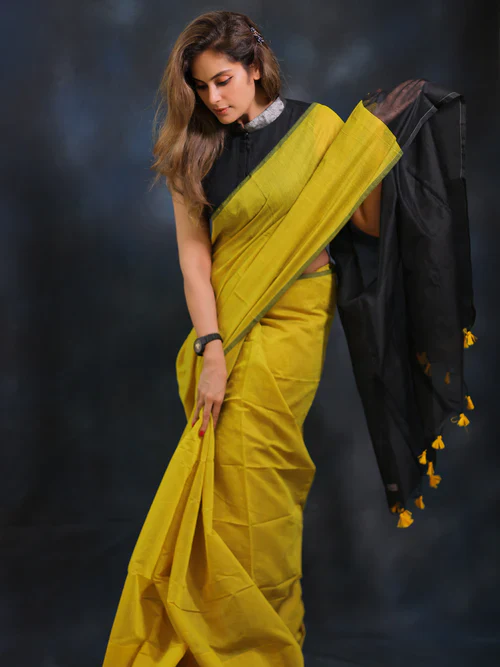 Women Cotton Silk Plain Saree - Image 2