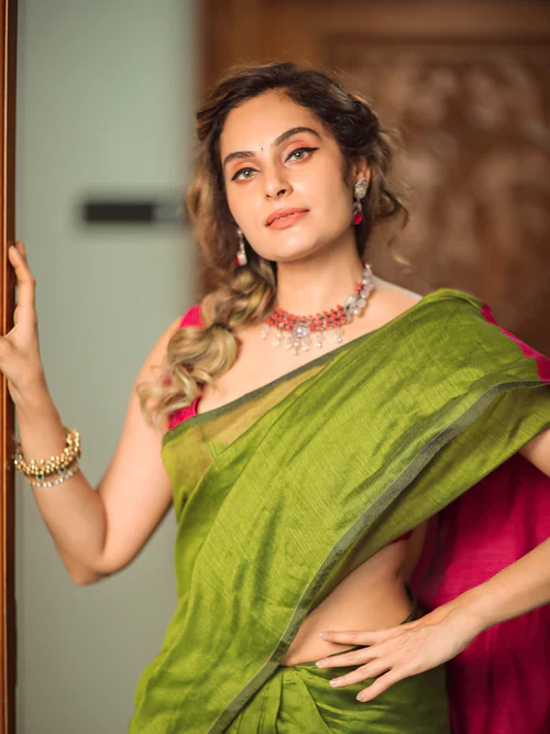 Women Cotton Silk Plain Saree - Image 2