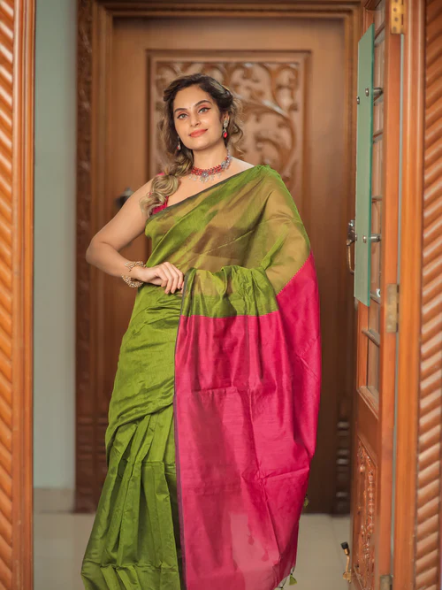 Women Cotton Silk Plain Saree - Image 4