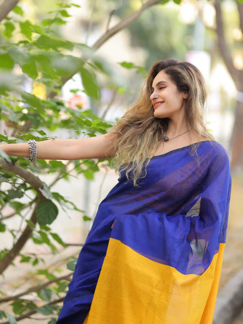 Women Cotton Silk Plain Saree - Image 2