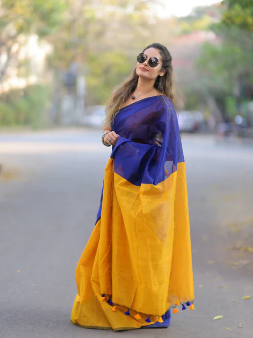 Women Cotton Silk Plain Saree - Image 3