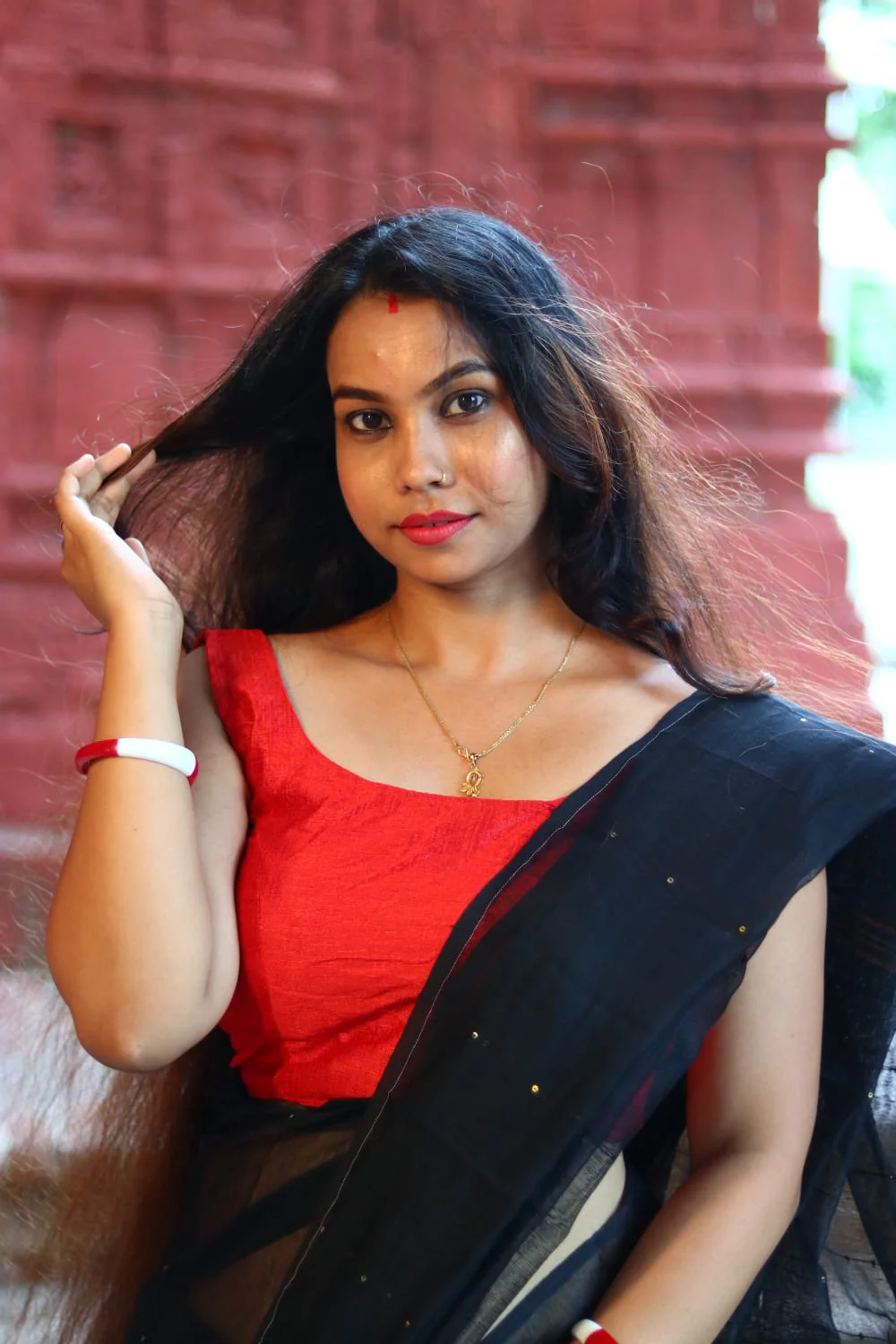 Women Cotton Silk Sequence Saree - Image 2