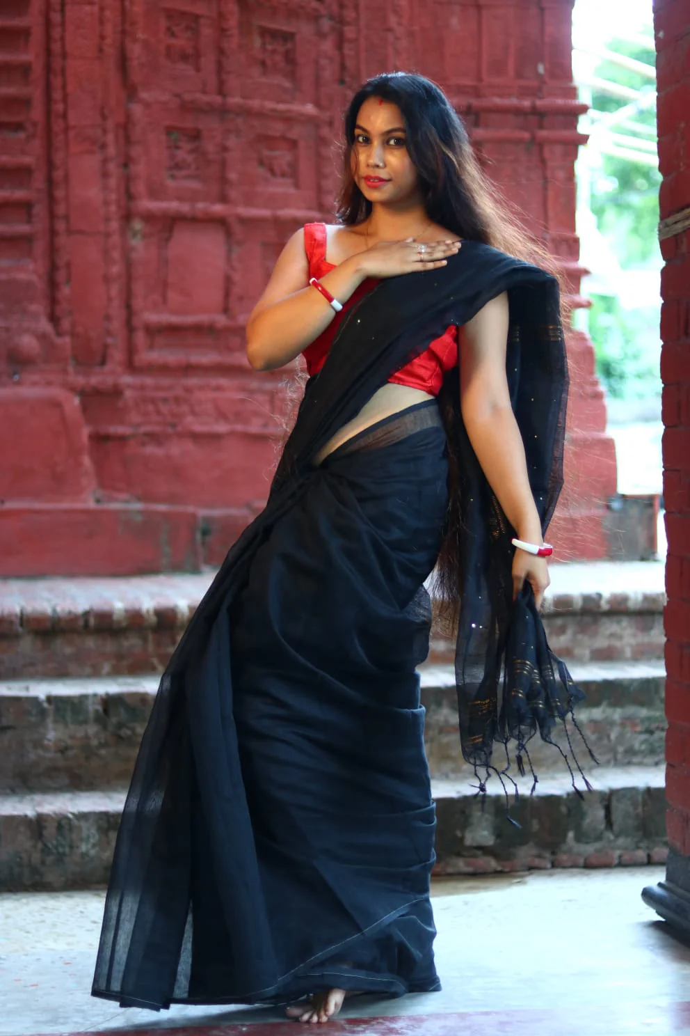 Women Cotton Silk Sequence Saree - Image 3