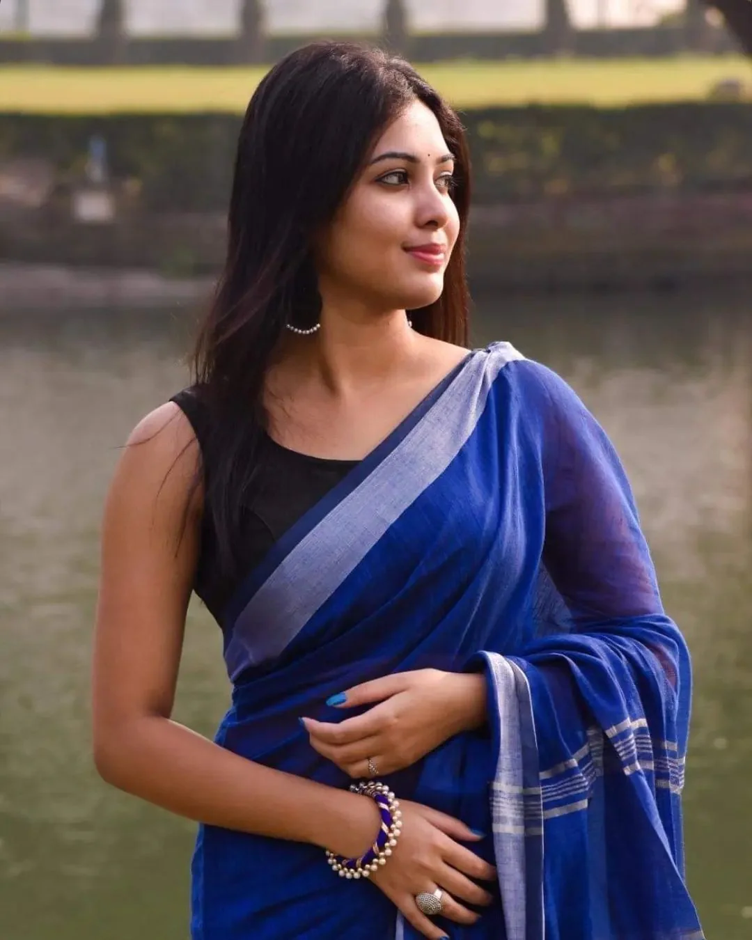 Women Cotton Silk Zari Border Sare - Image 4