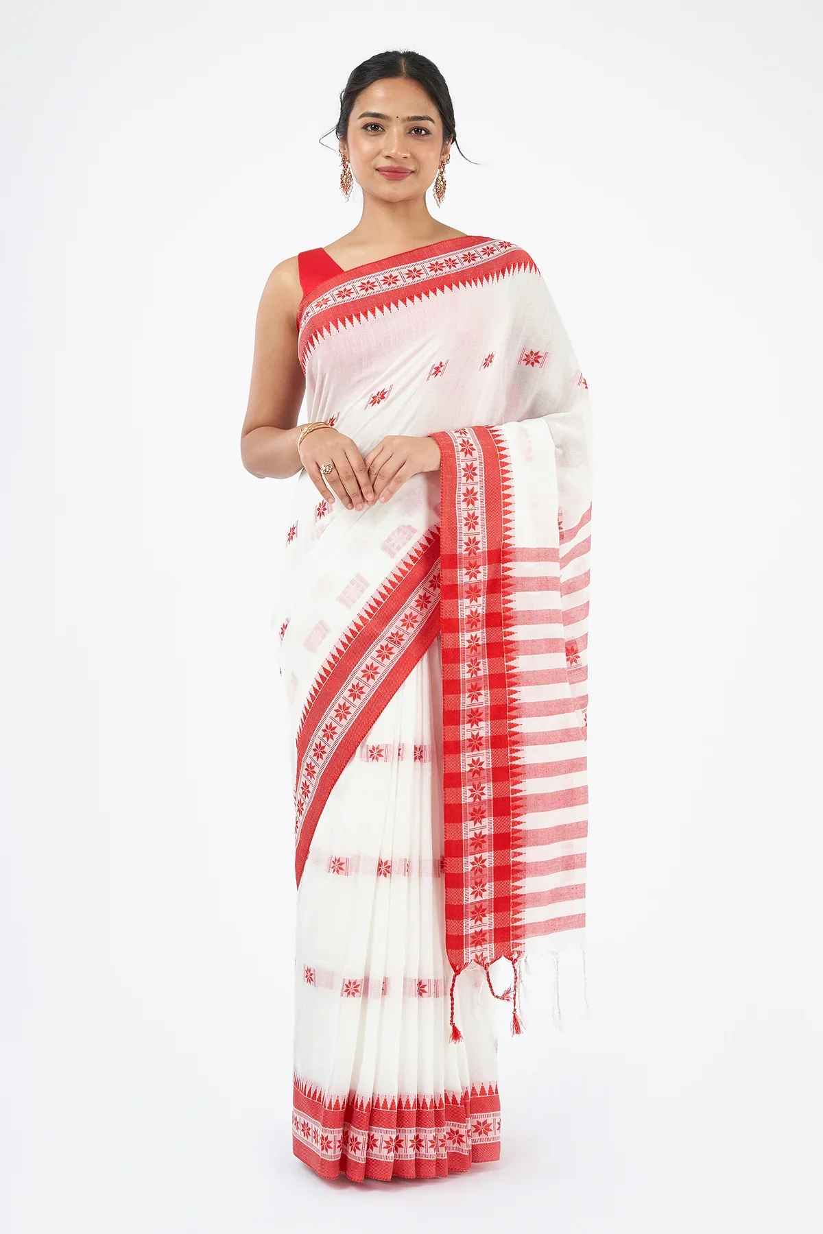 Women Cotton White Red Saree - Image 6