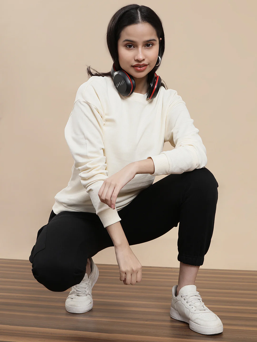 Women Cream Casual Sweatshirt - Image 5