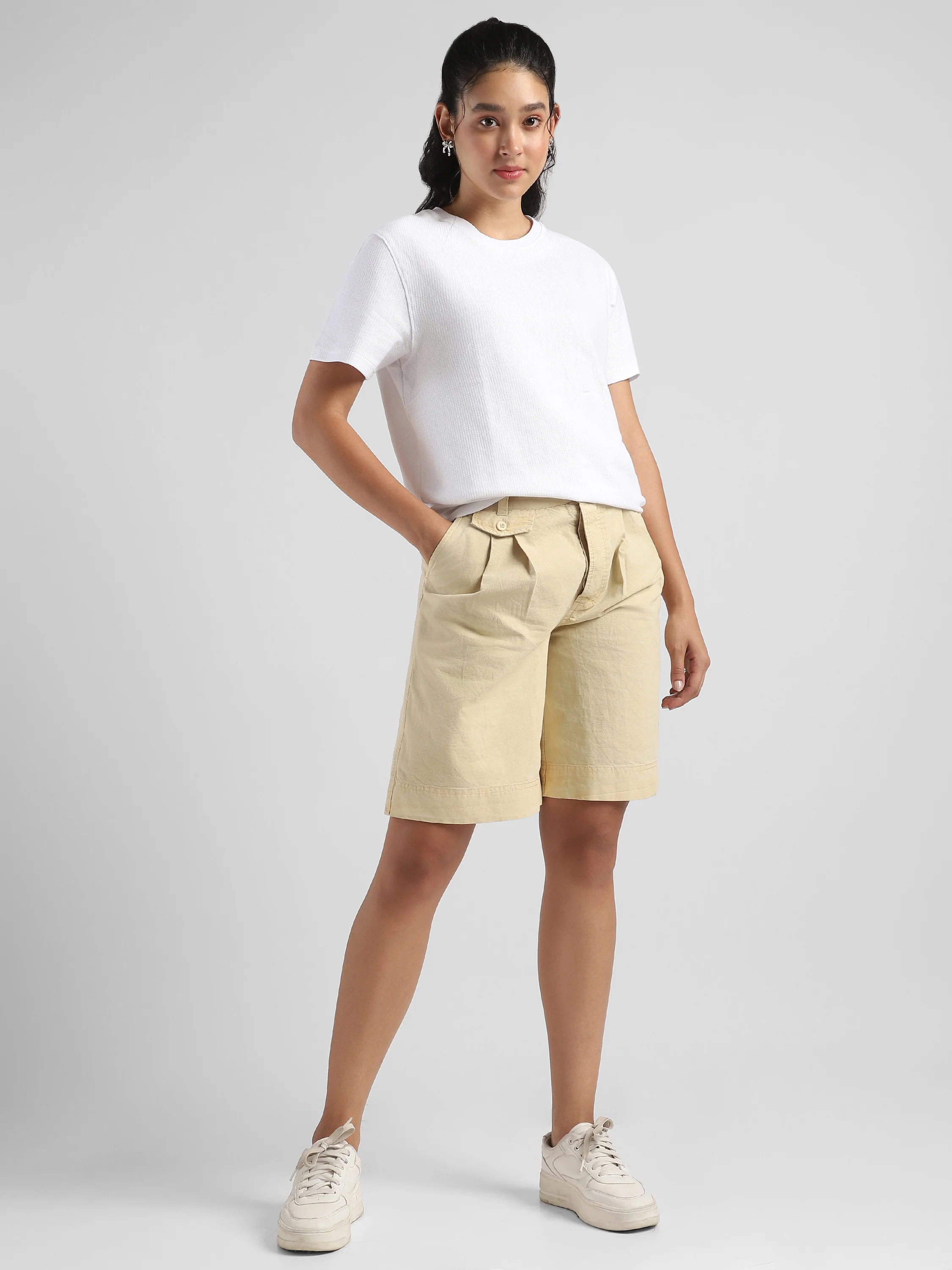 Women Beige Linen Blend Shorts - Image 2