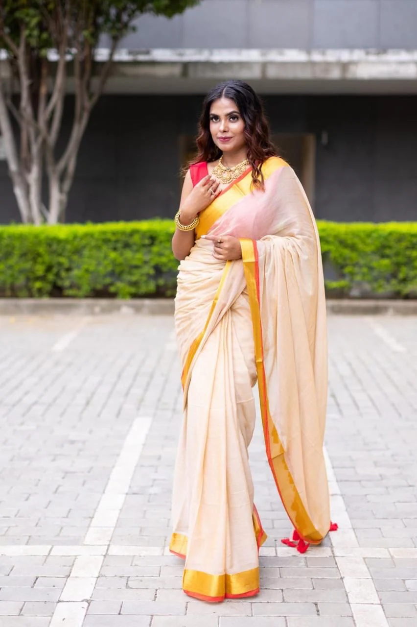 Women Creame White Zari Border Mul Cotton Saree - Image 4