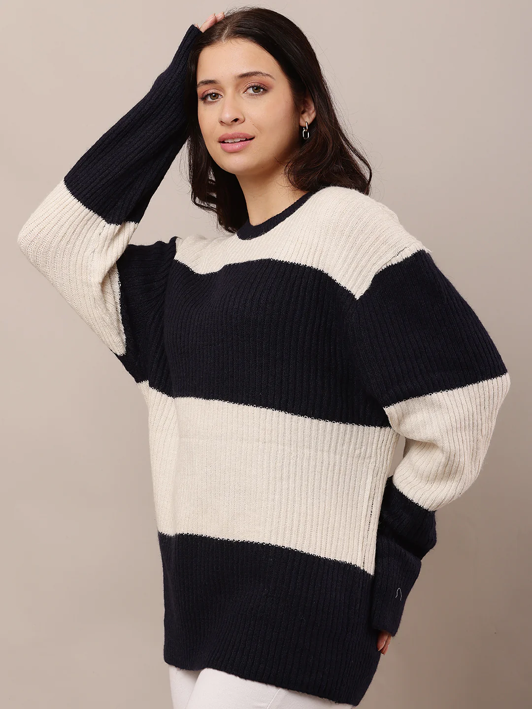 Women Dark Blue & Beige Round Neck Sweater - Image 2