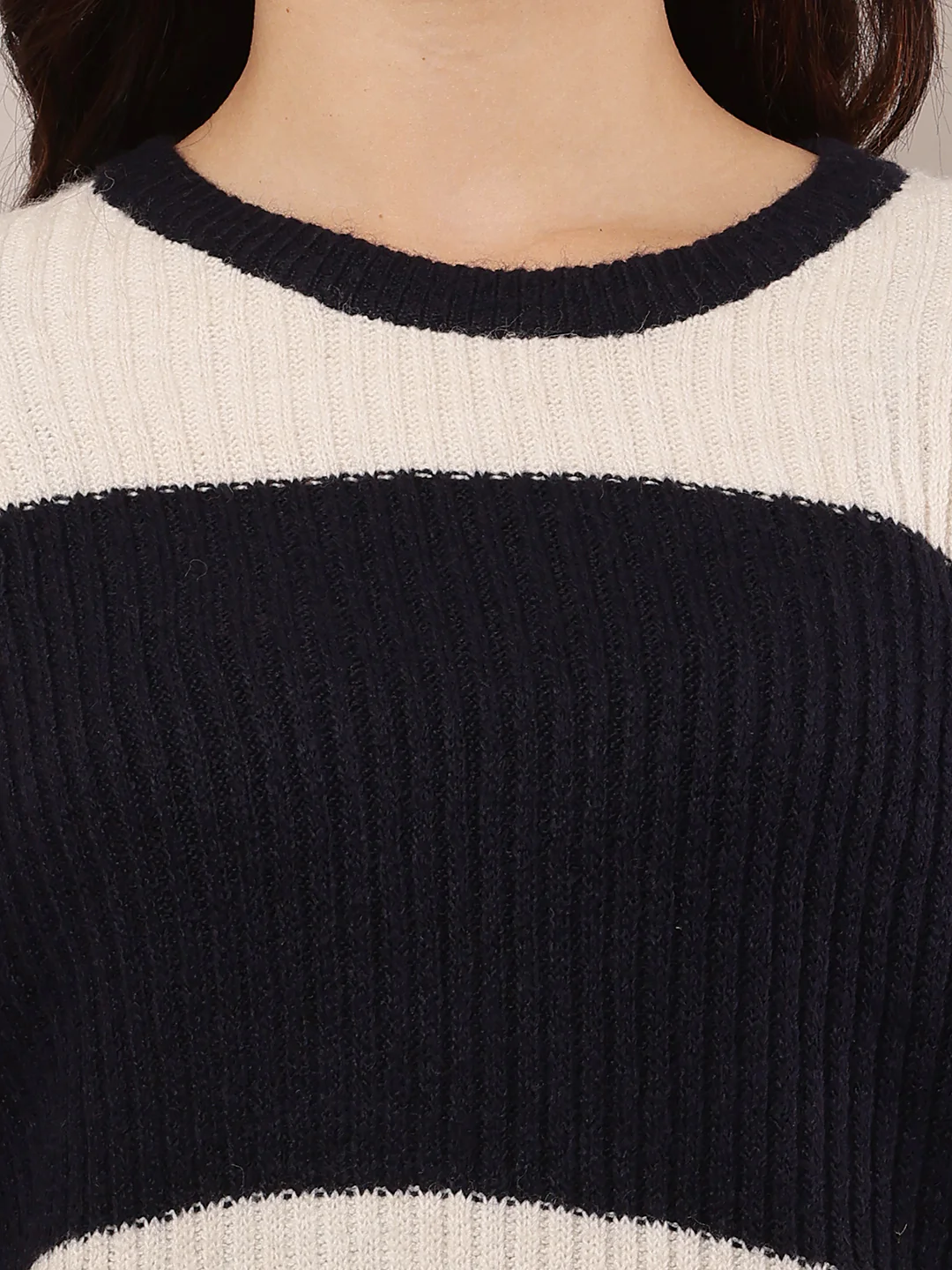 Women Dark Blue & Beige Round Neck Sweater - Image 5