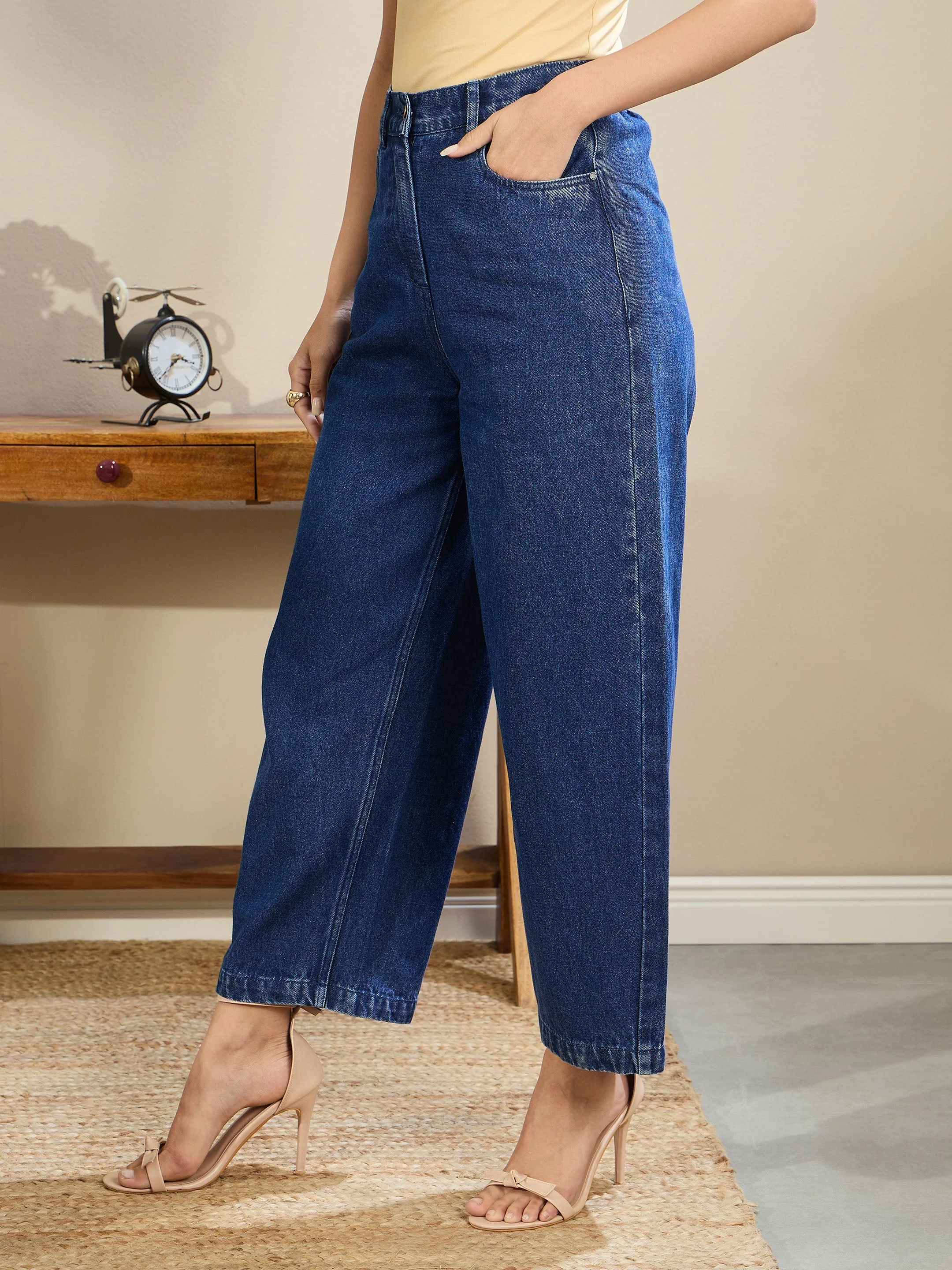 Women Dark Blue Balloon Fit Jeans - Image 4