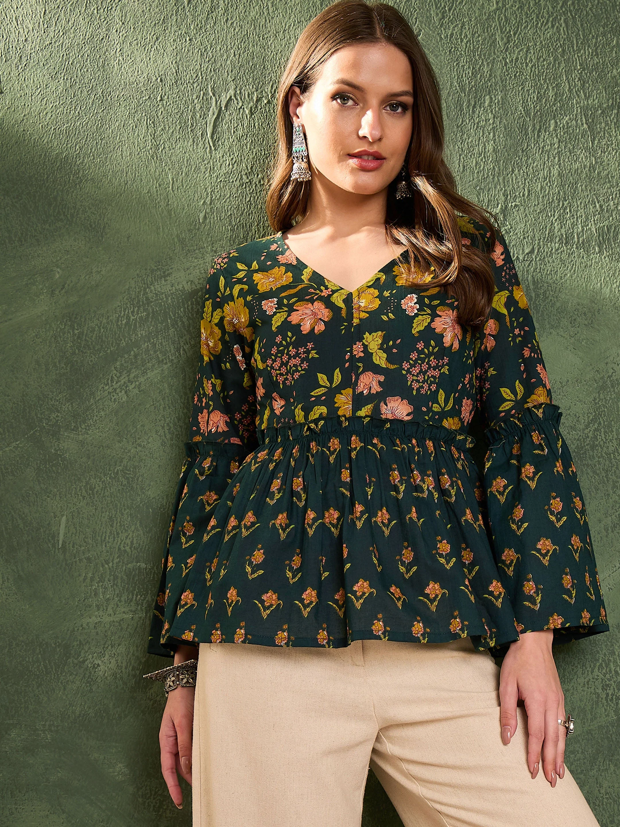 Women Dark Green Floral V Neck Frill Sleeve Peplum Kurti - Image 2