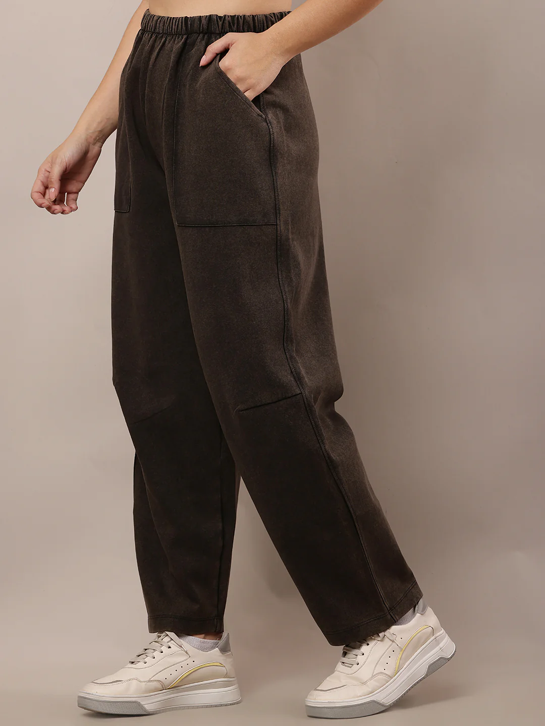 Women Dark Grey Elastic Waist Cotton Trousers - Image 2