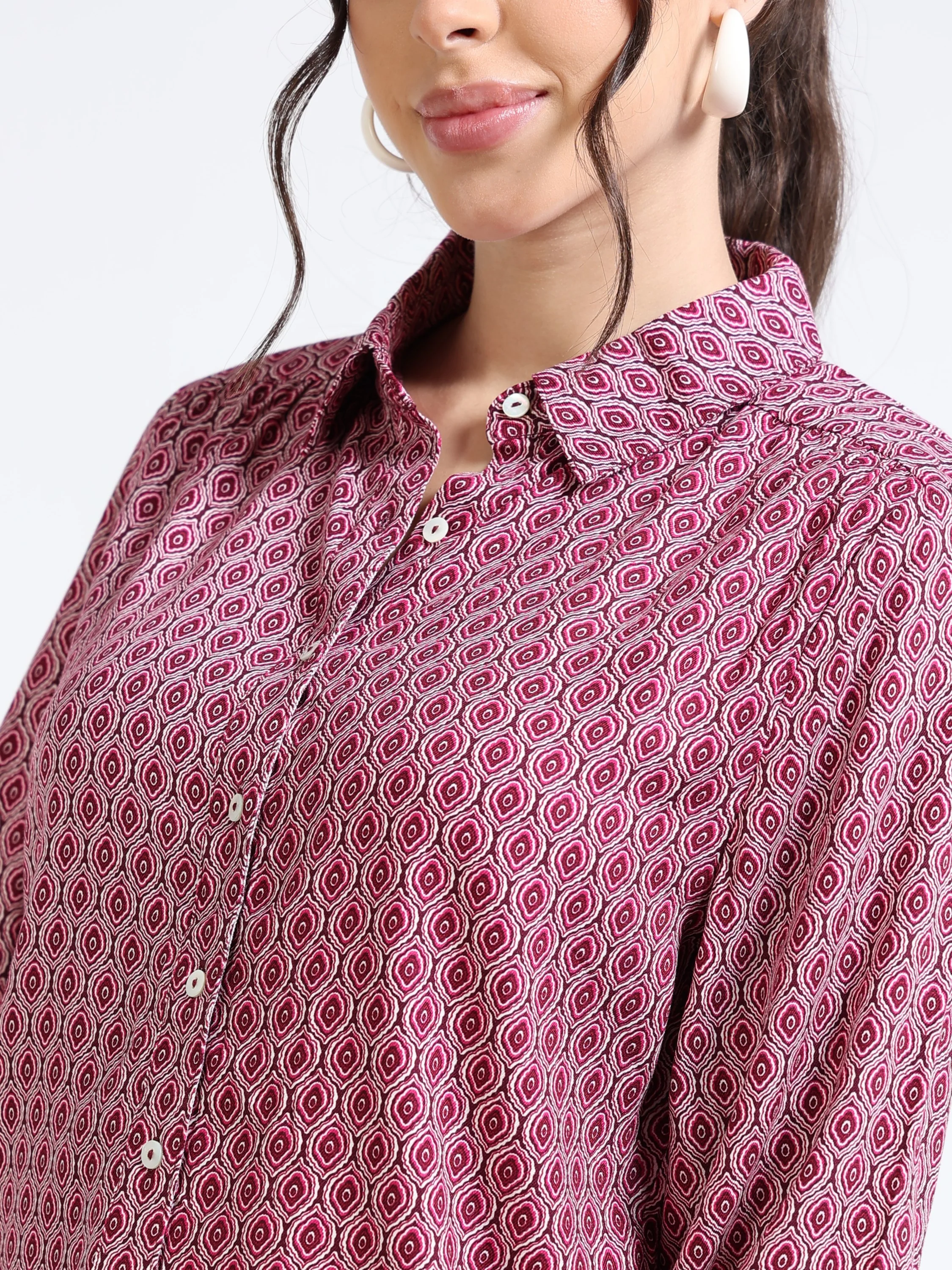 Women Printed Regular Fit Shirt - Image 2