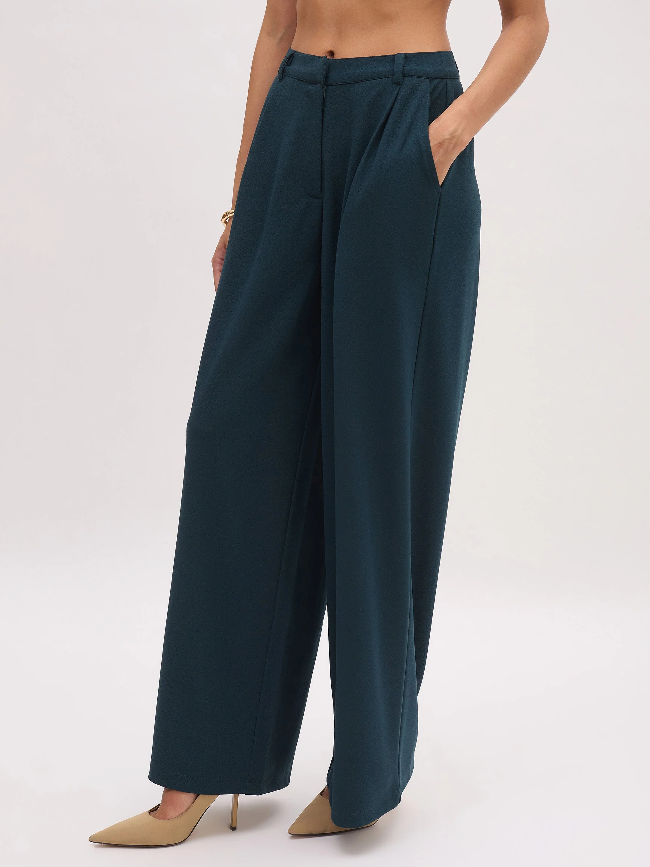 Women Emerald Cross Pocket Pants - Image 3